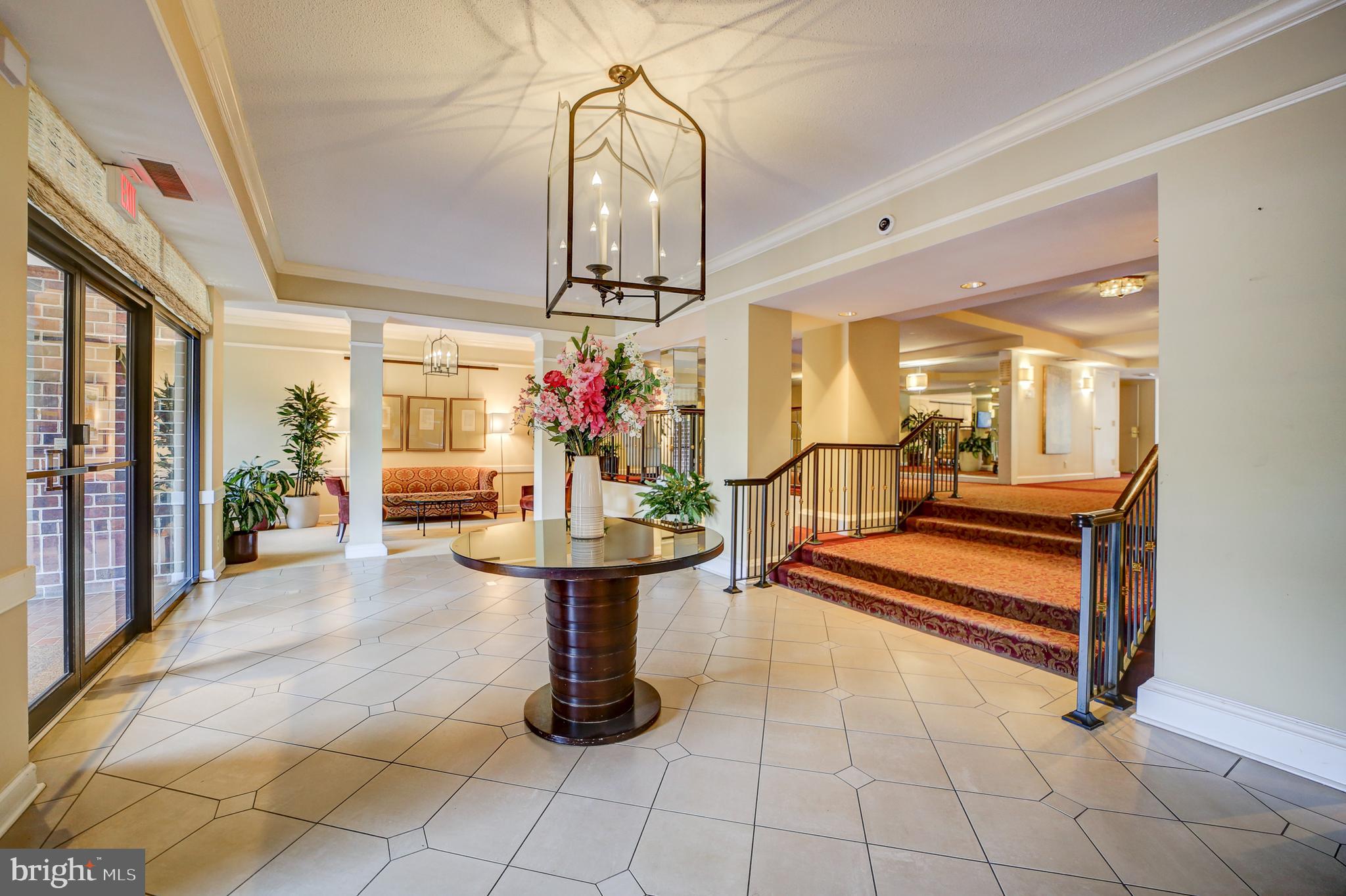 ASTORIA CONDOMINIUM - Residential