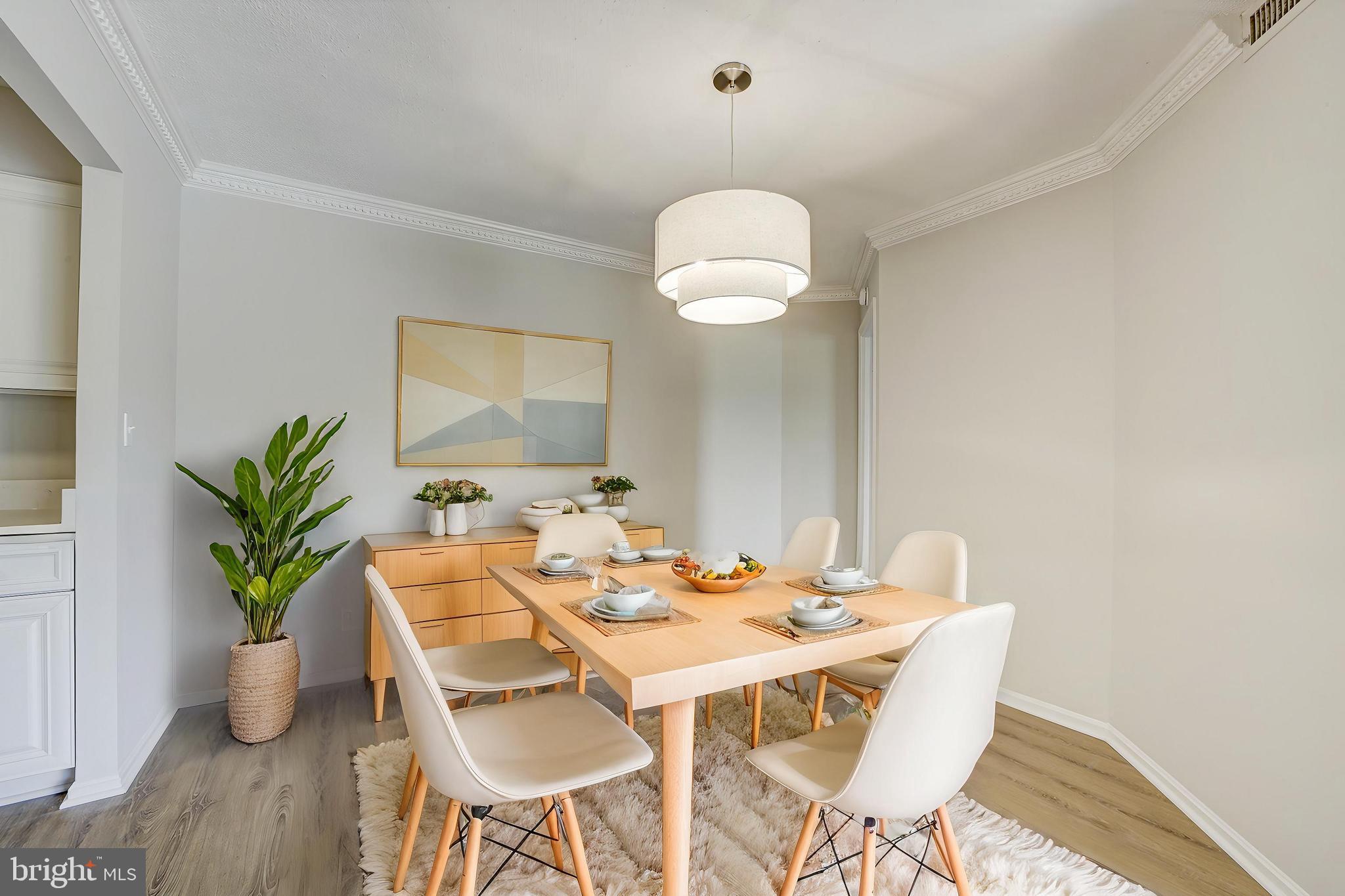 ASTORIA CONDOMINIUM - Residential