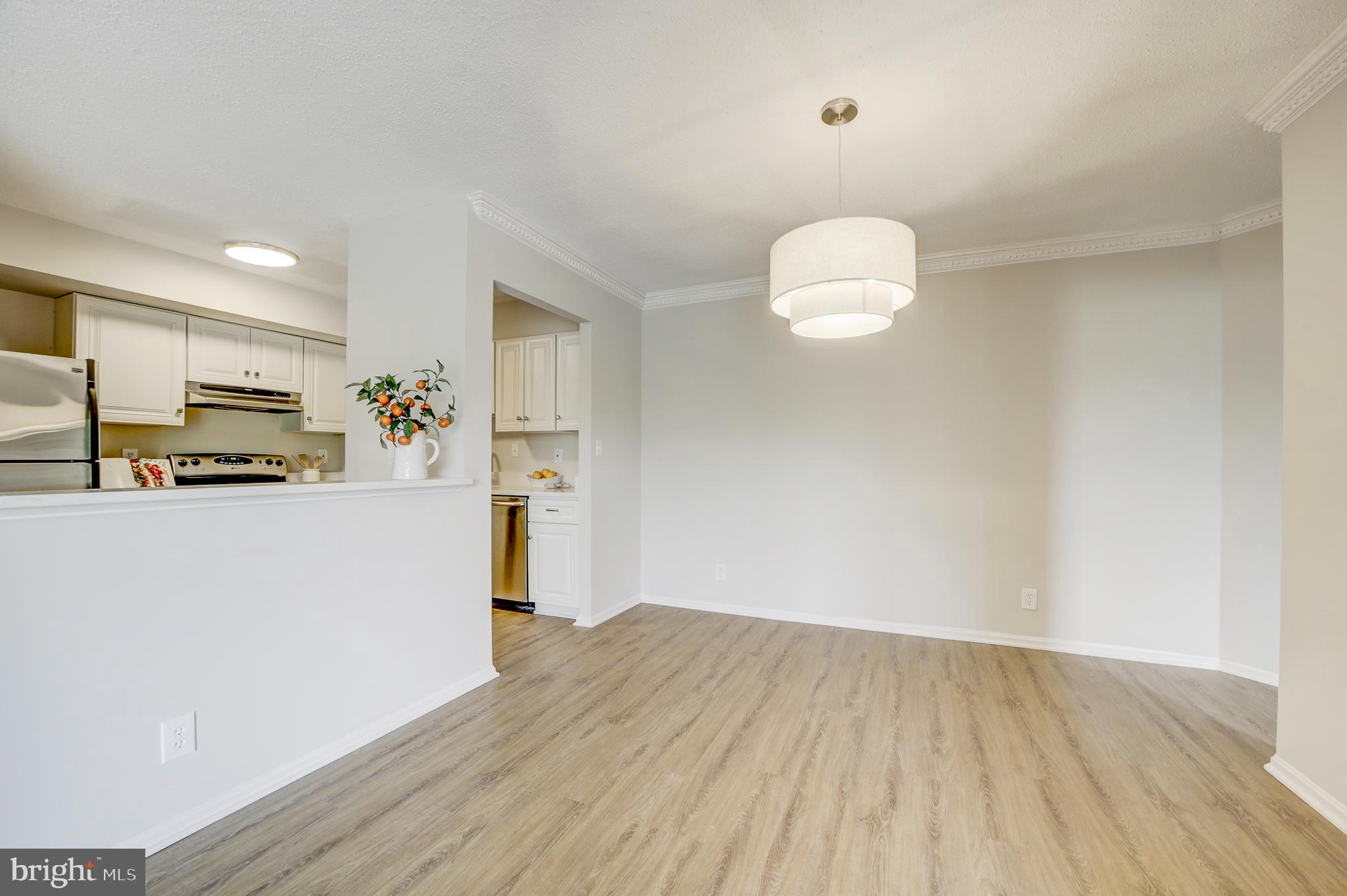 ASTORIA CONDOMINIUM - Residential