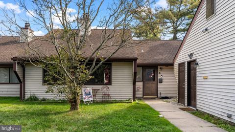 Photo of 6 E Azalea Lane E, MOUNT LAUREL, NJ 08054 (MLS # NJBL2097258)