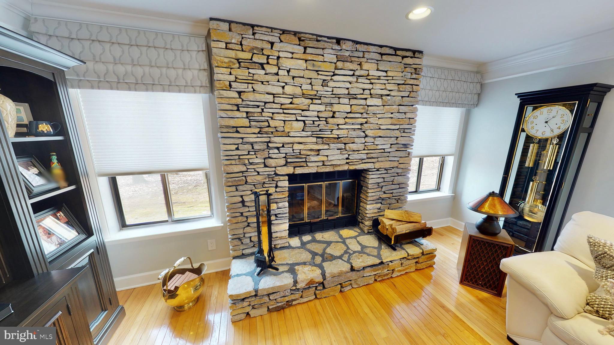 VALLEY BROOK - Residential