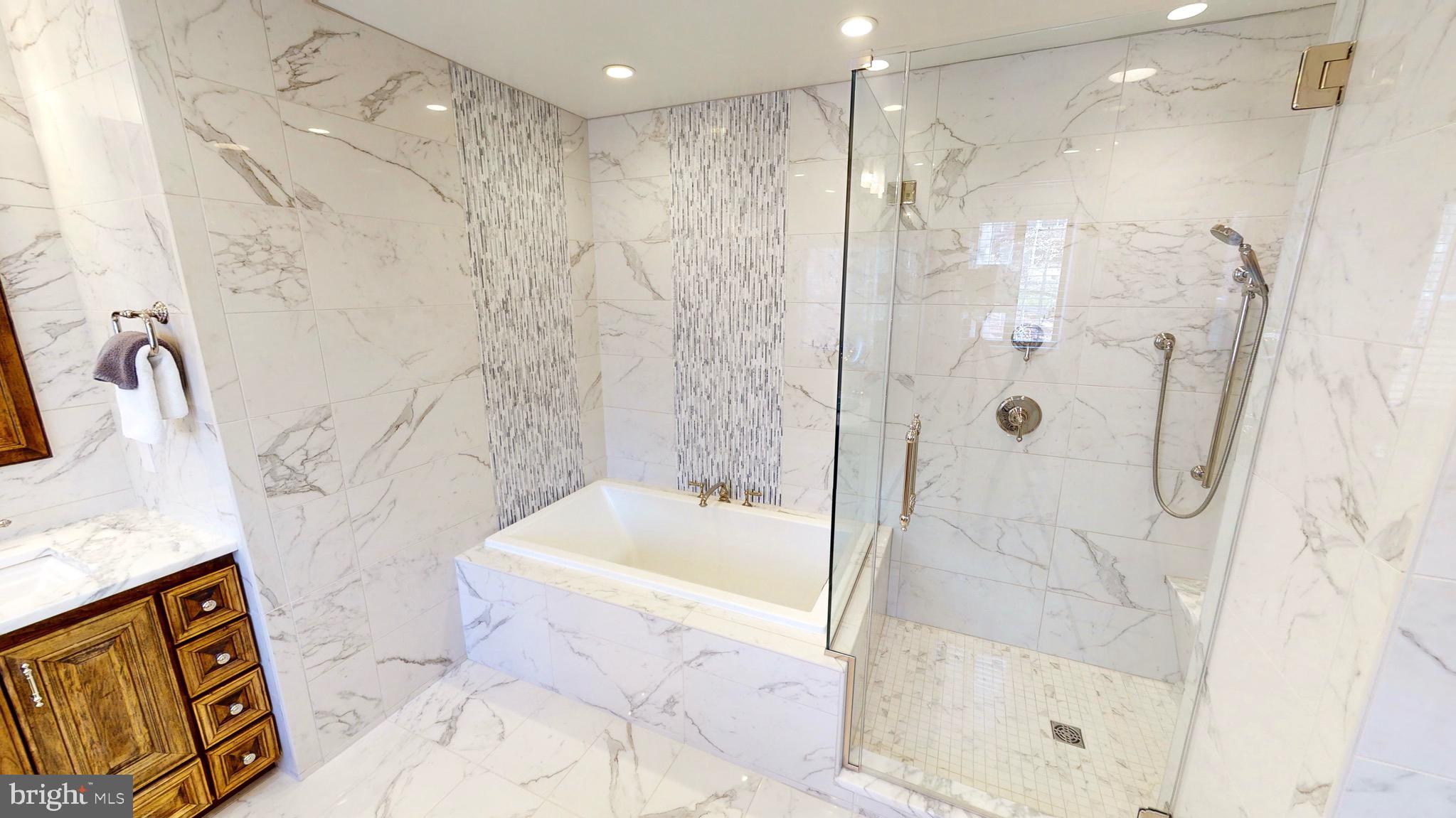 VALLEY BROOK - Residential