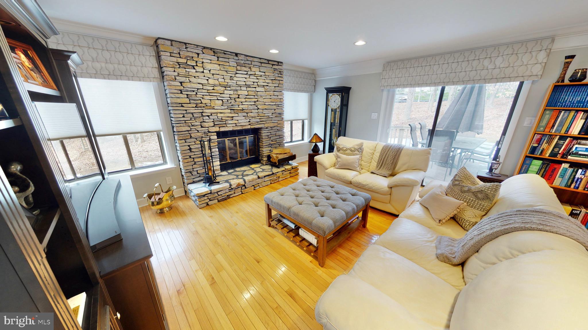 VALLEY BROOK - Residential