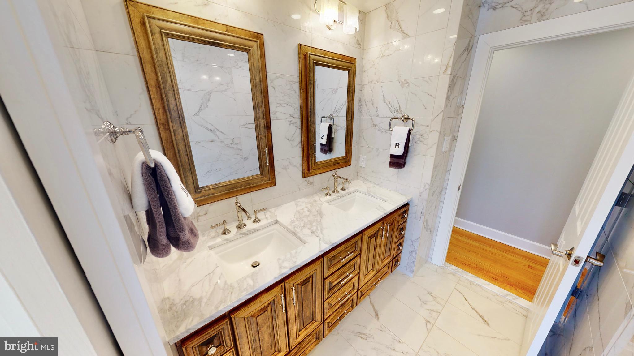 VALLEY BROOK - Residential