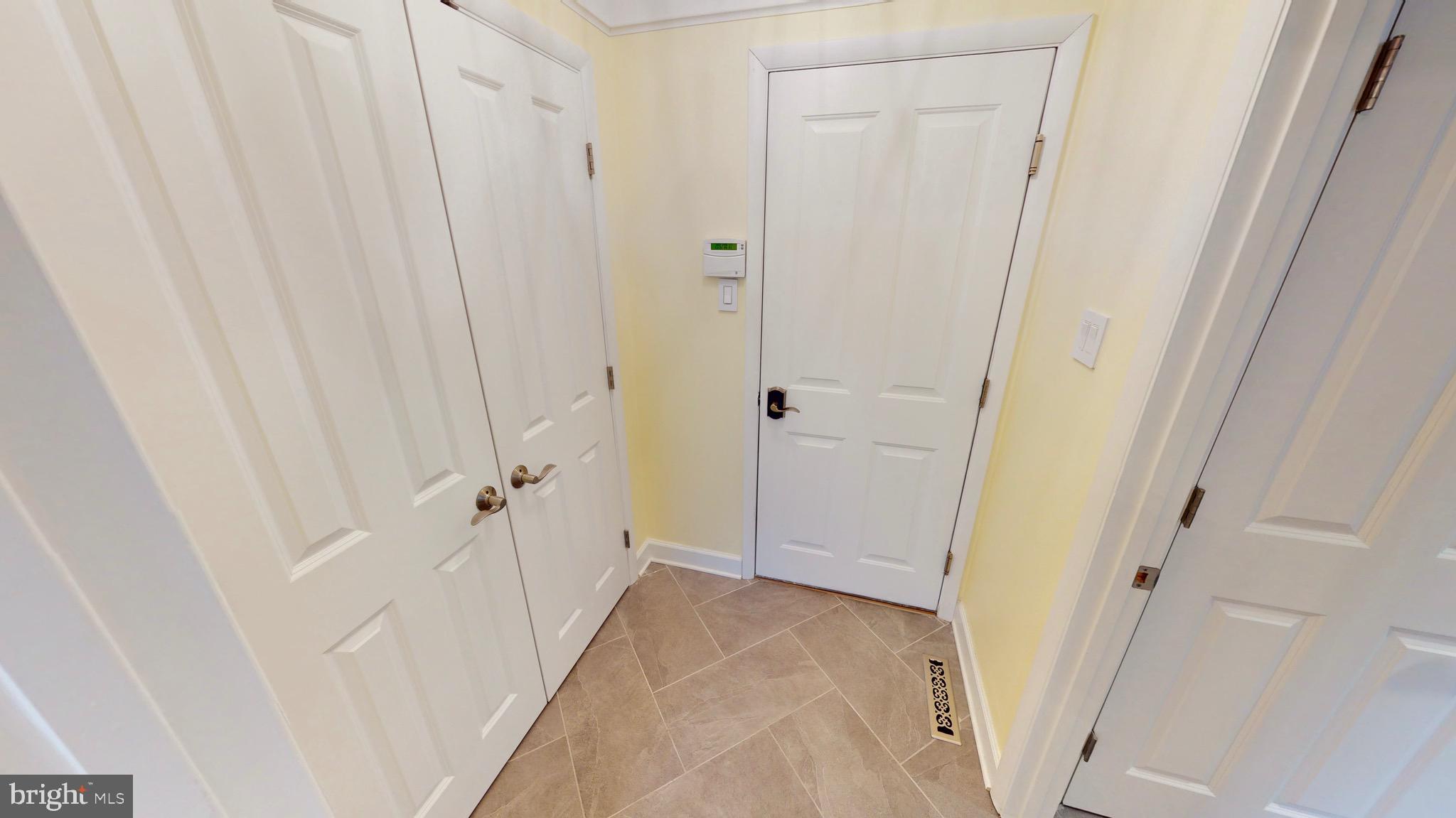 VALLEY BROOK - Residential