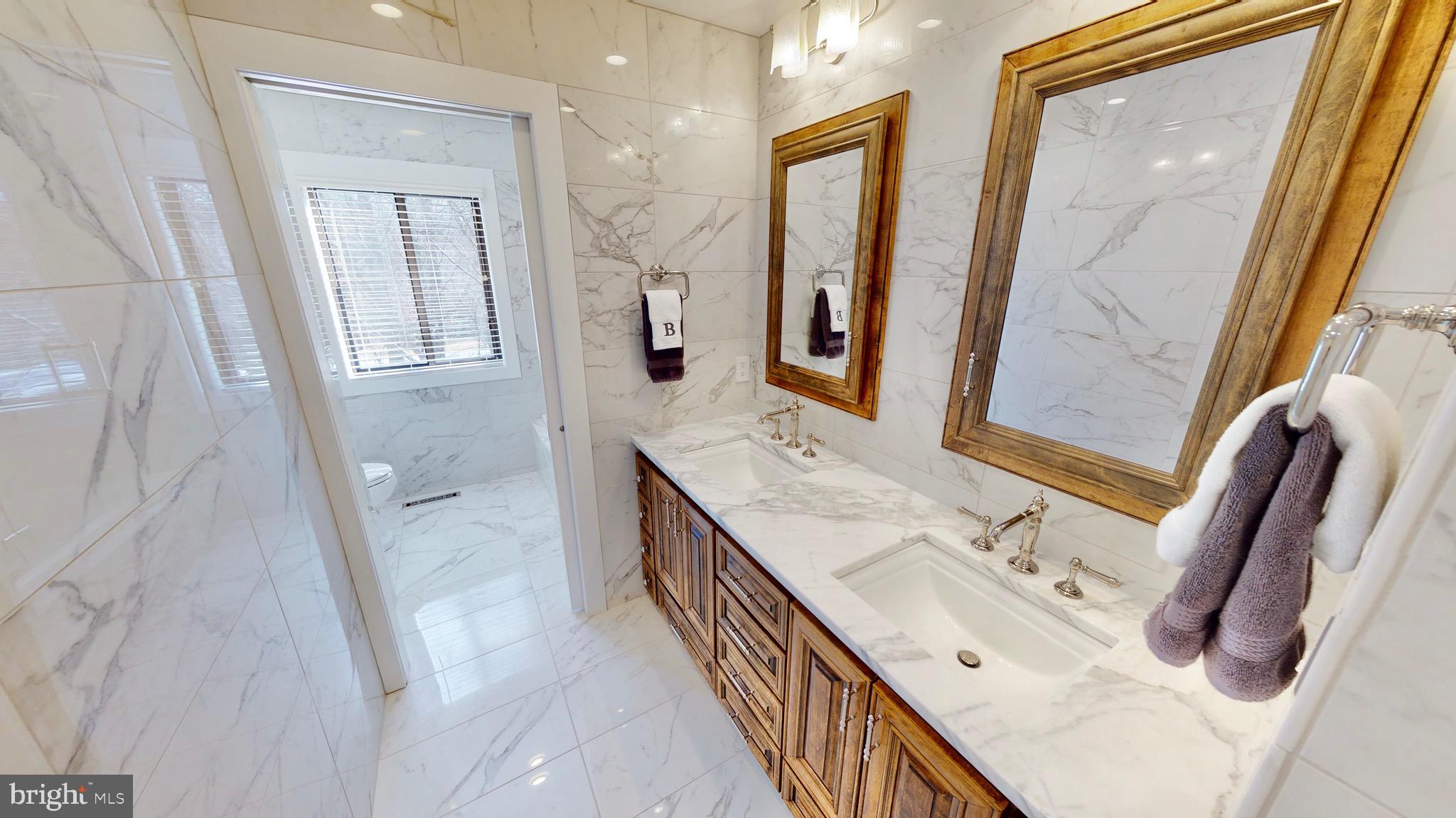 VALLEY BROOK - Residential