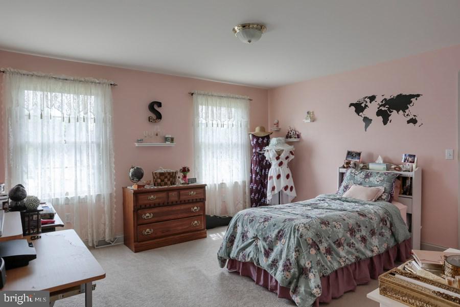 OLD RELIANCE FARMS - Residential