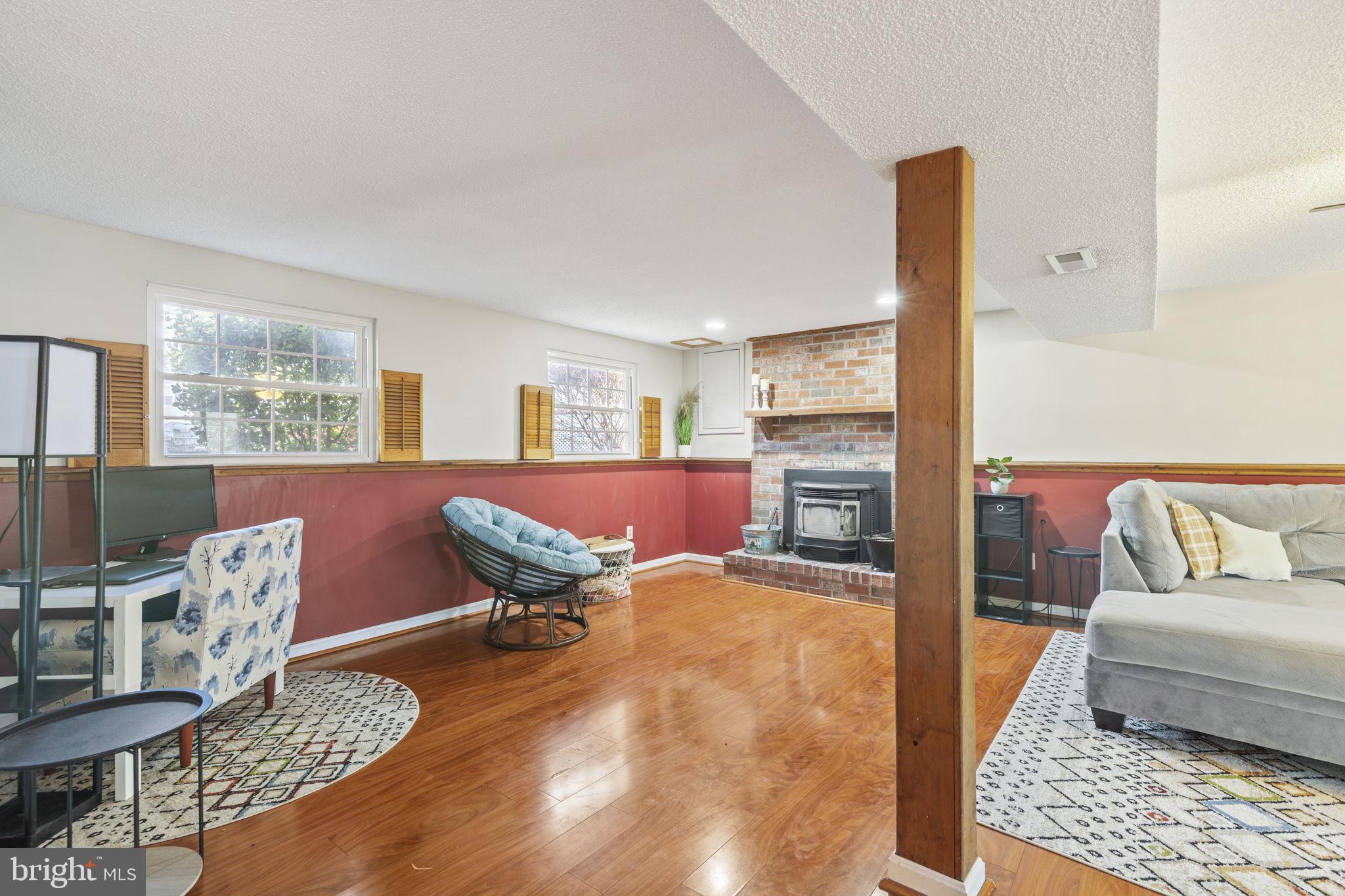 WOODFALL - Residential