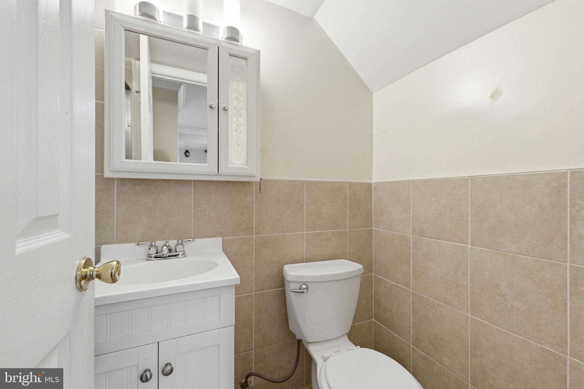 MOSBY WOODS TH CONDOS - Residential