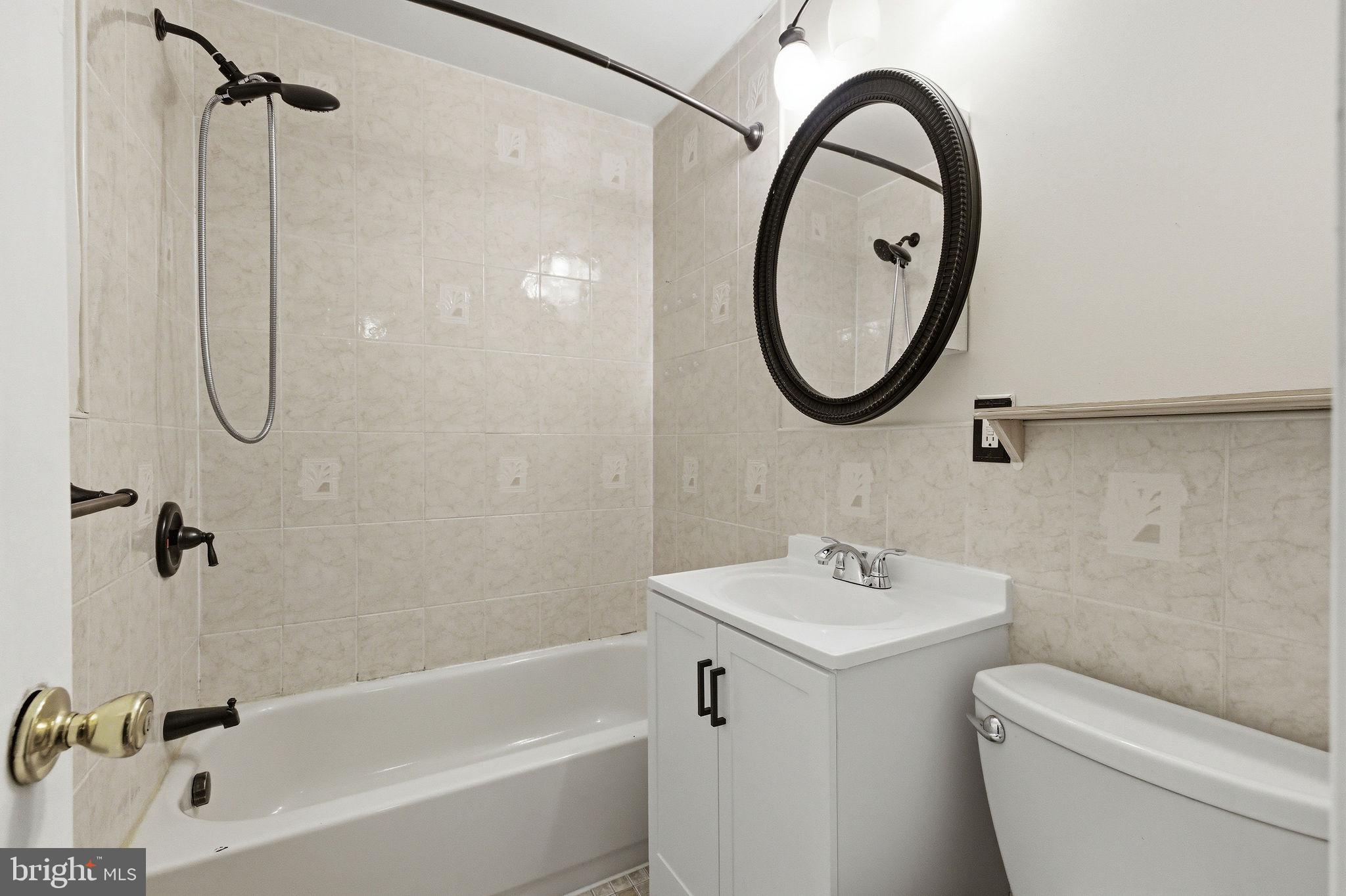 MOSBY WOODS TH CONDOS - Residential