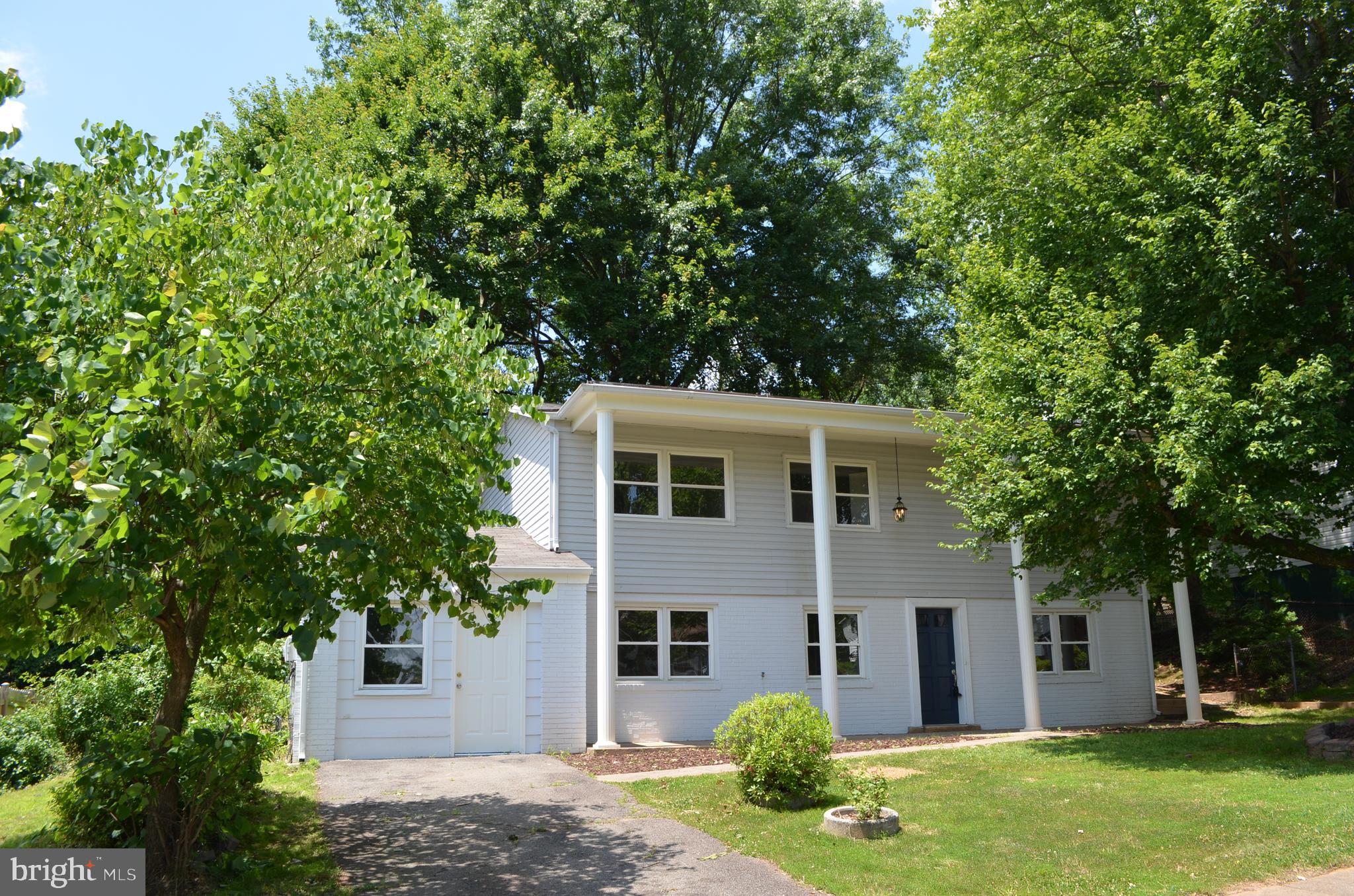 DALE CITY - Residential