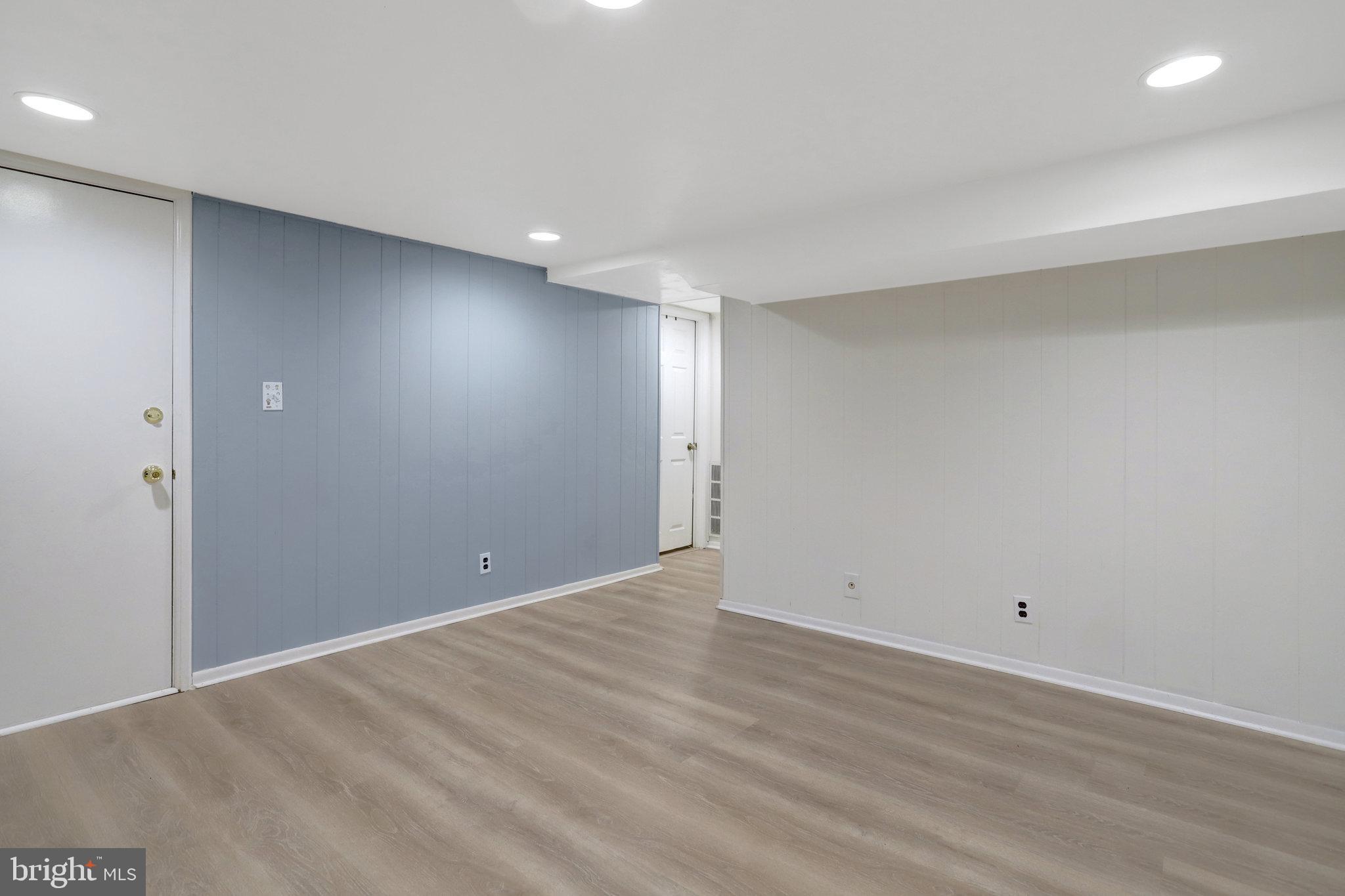 FAIRLINGTON VILLAGES - Residential