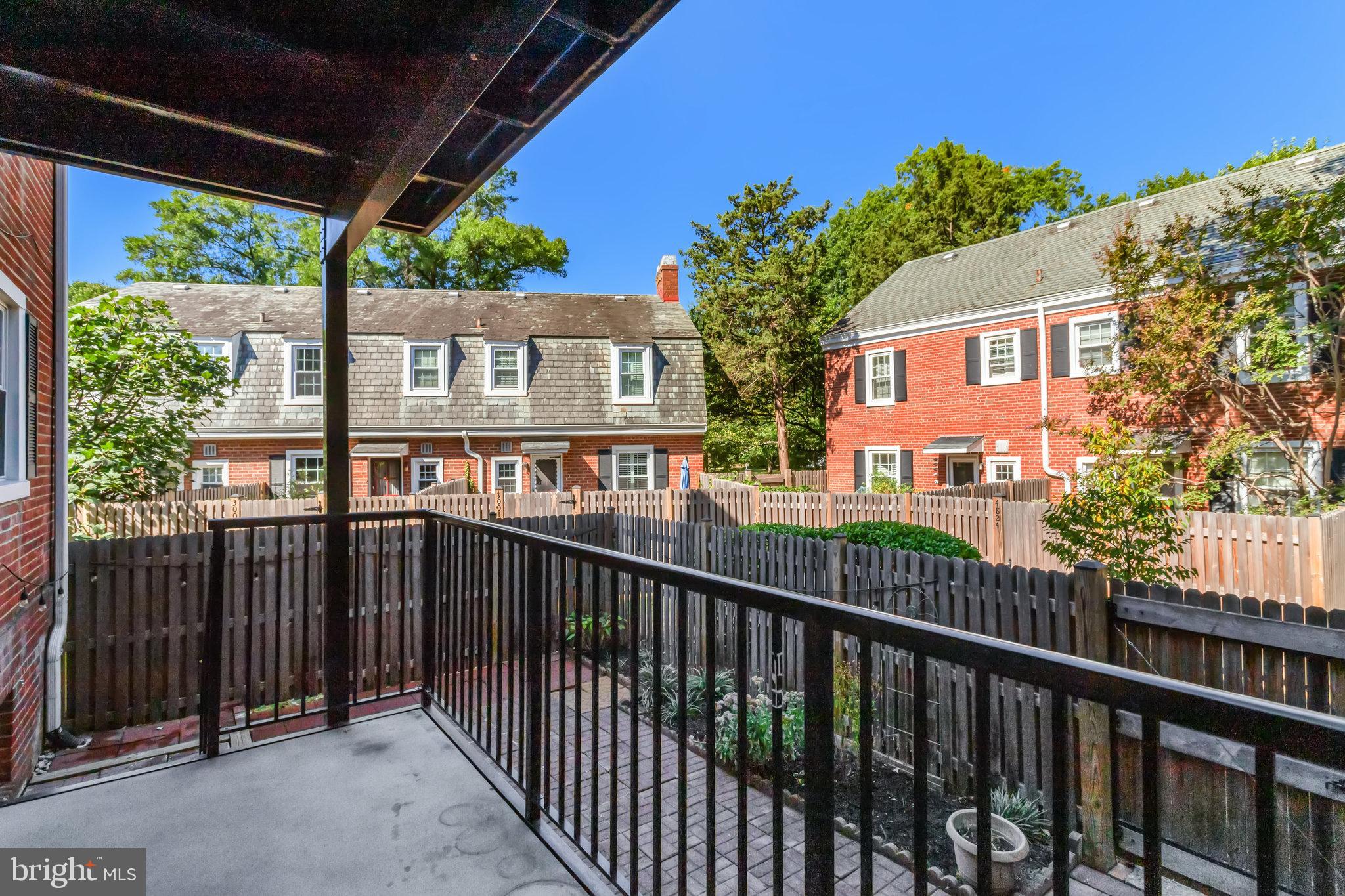 FAIRLINGTON VILLAGES - Residential