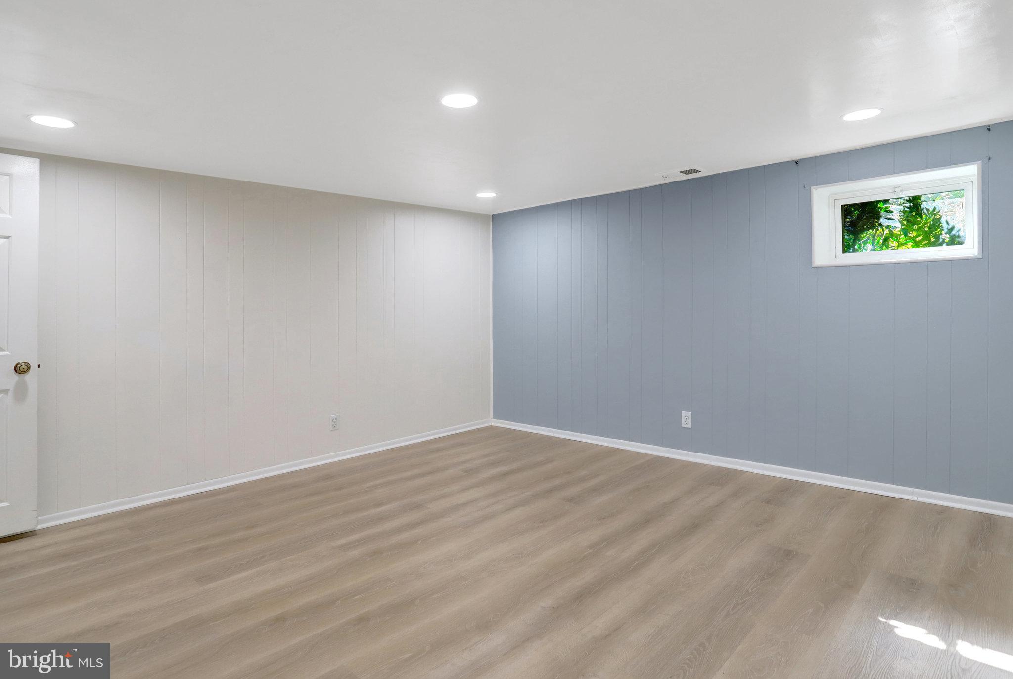 FAIRLINGTON VILLAGES - Residential