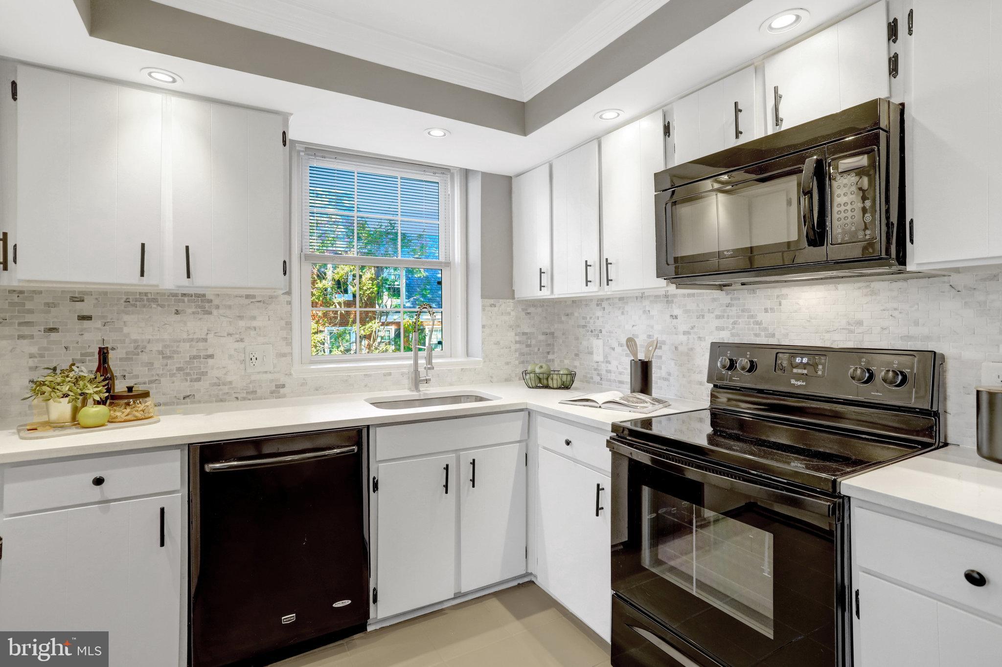 FAIRLINGTON VILLAGES - Residential