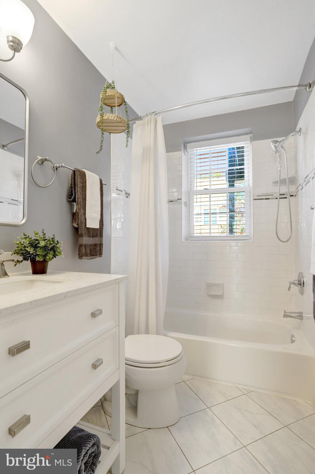 FAIRLINGTON VILLAGES - Residential