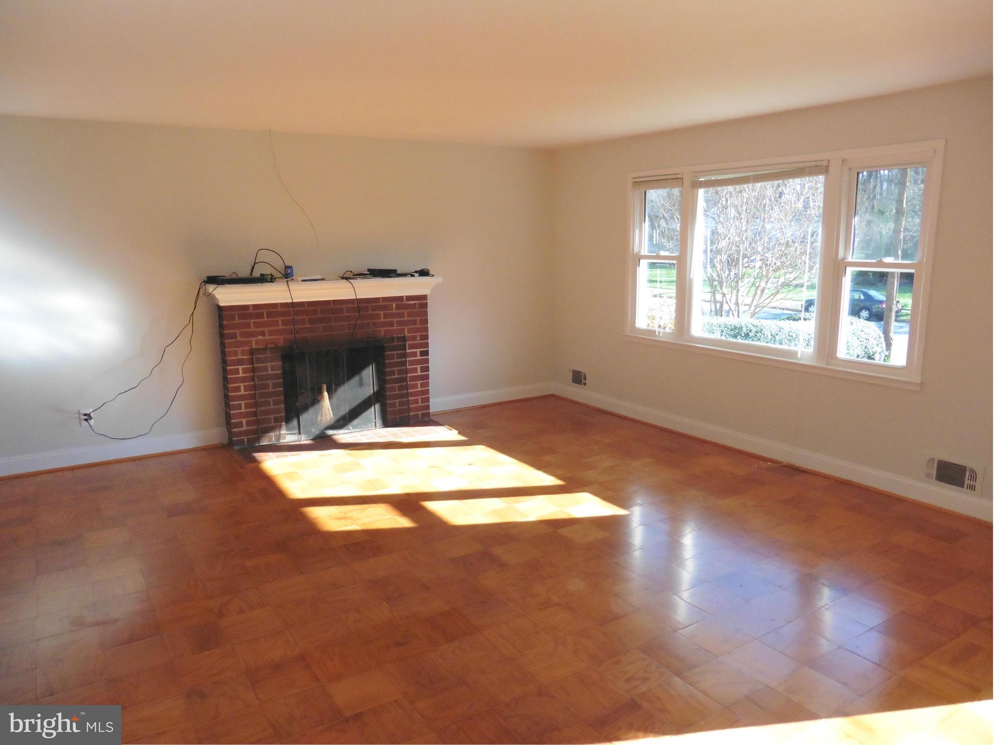 NORTH SPRINGFIELD - Residential