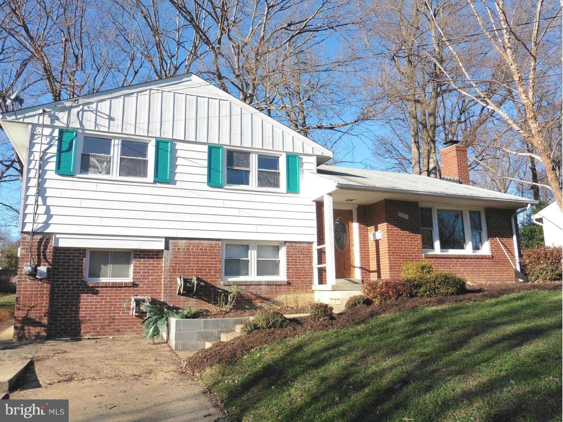 NORTH SPRINGFIELD - Residential