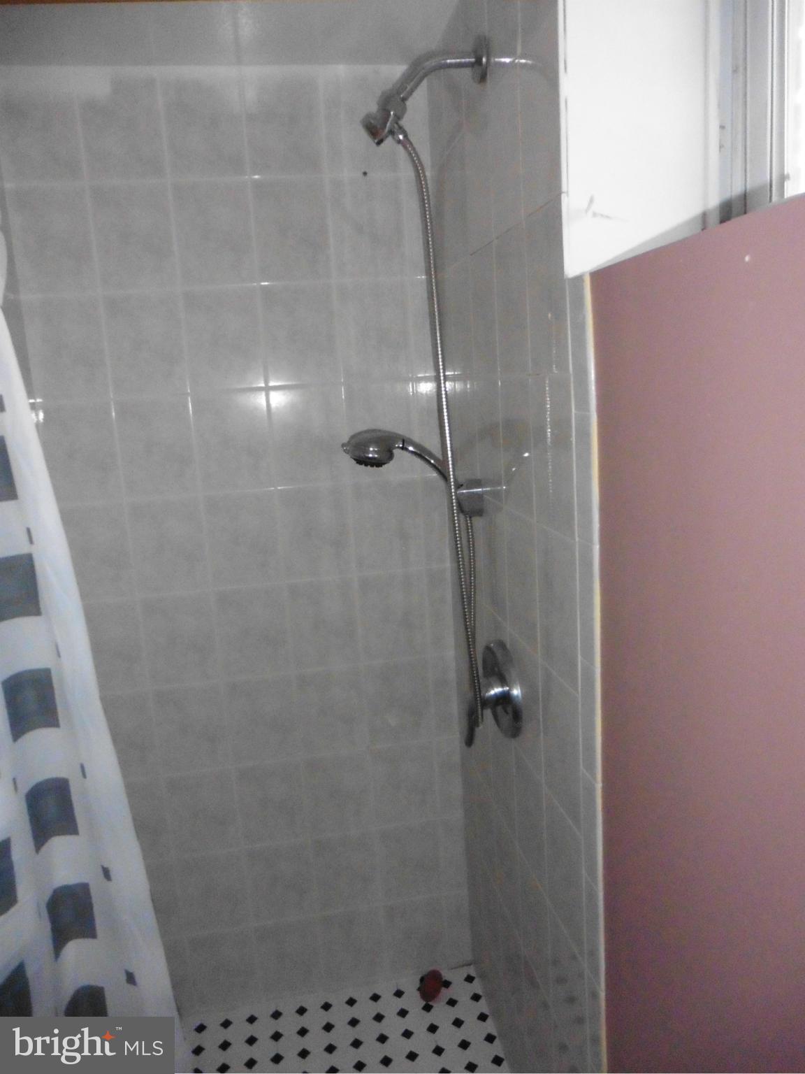 NORTH SPRINGFIELD - Residential