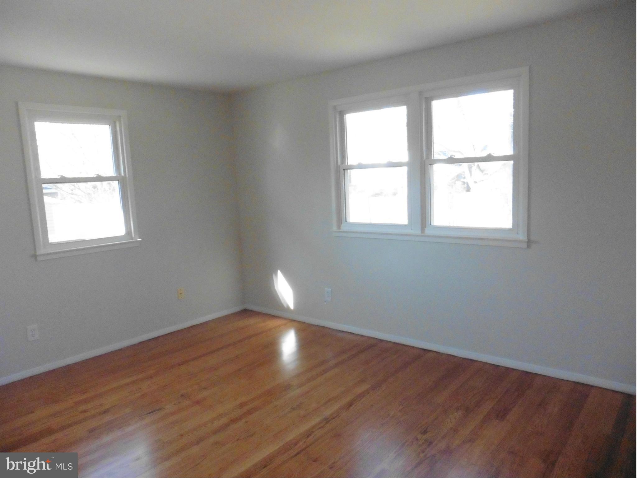 NORTH SPRINGFIELD - Residential