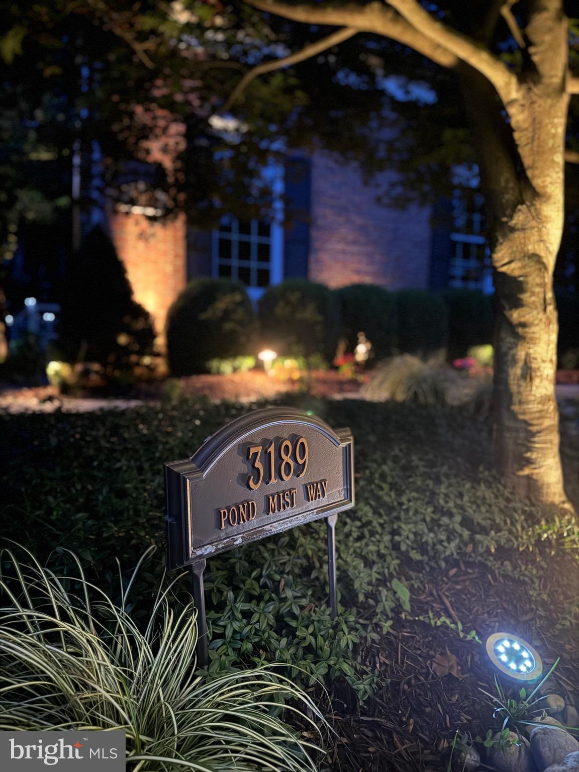 3189 POND MIST WAY
