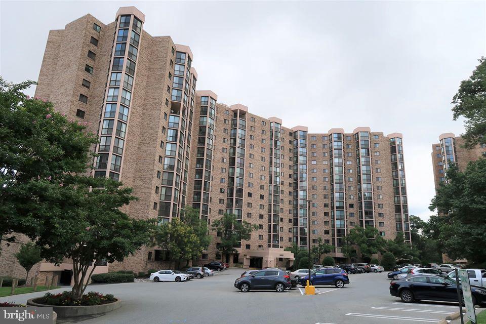 MONTEBELLO CONDO - Residential Lease