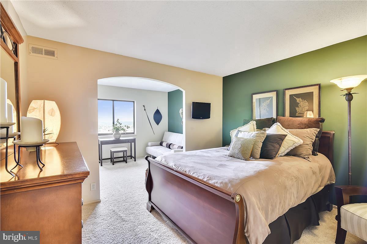 MONTEBELLO CONDO - Residential Lease