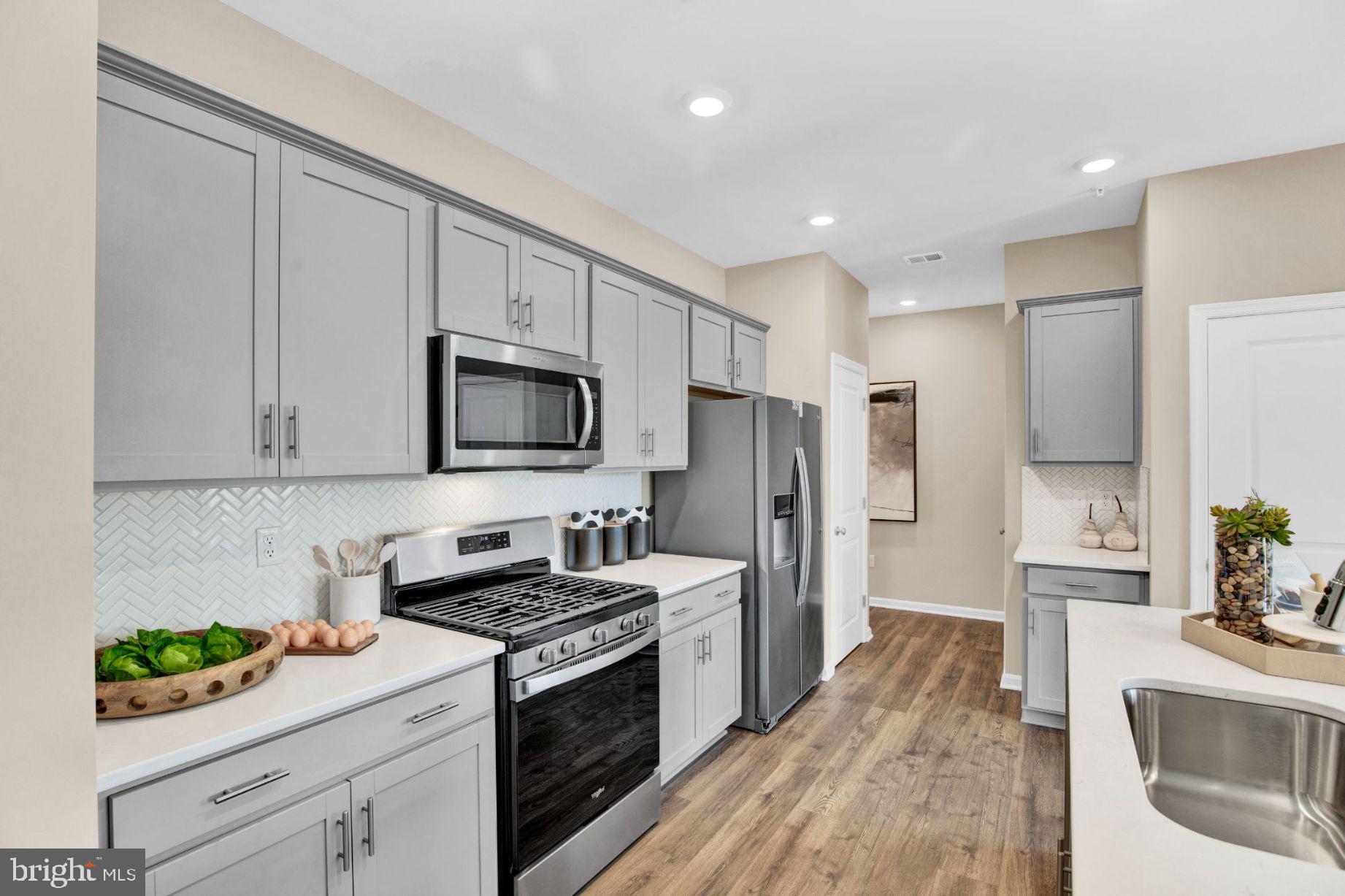 GREENWAY FARMS - Residential