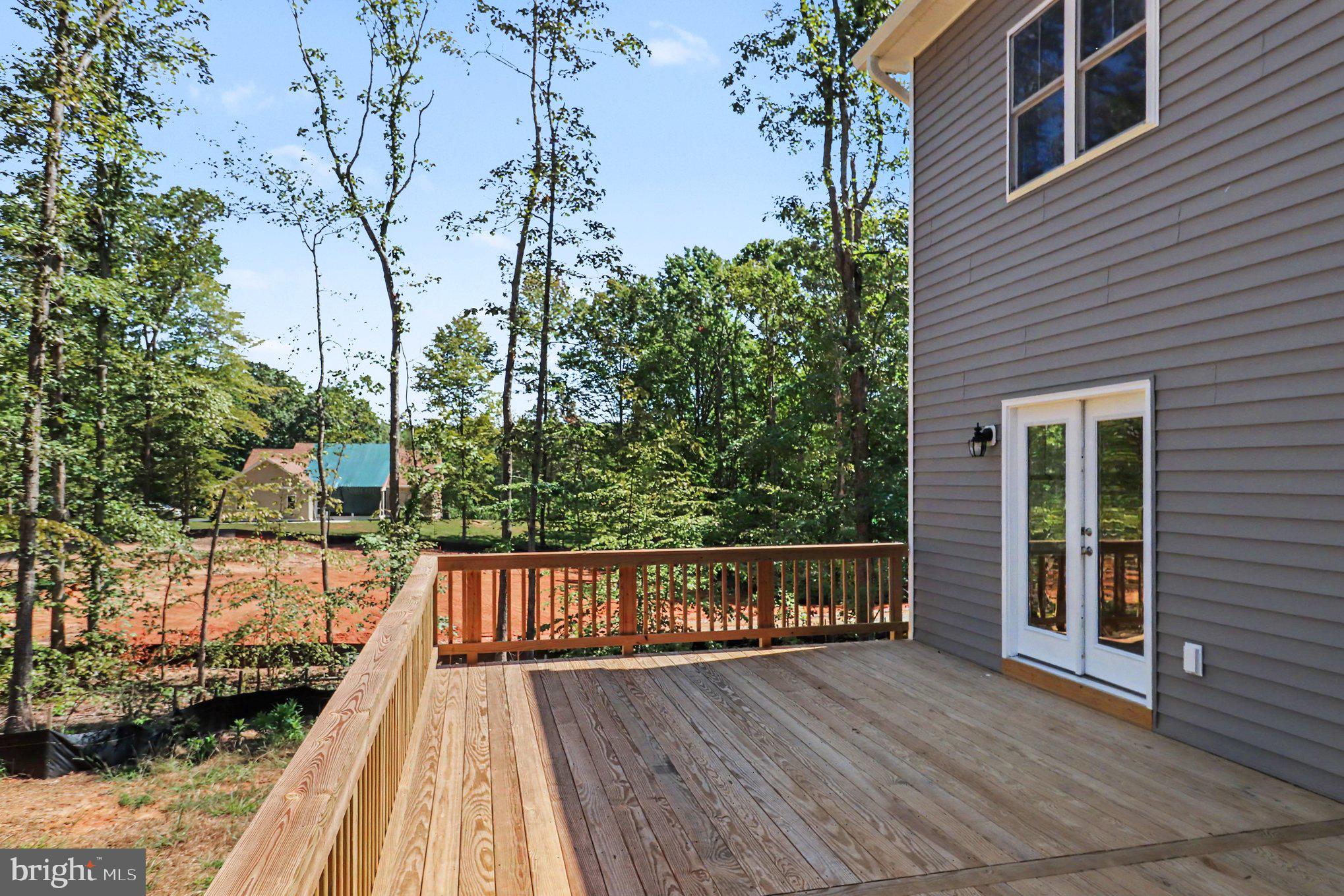 544 NOAHS LANDING DRIVE