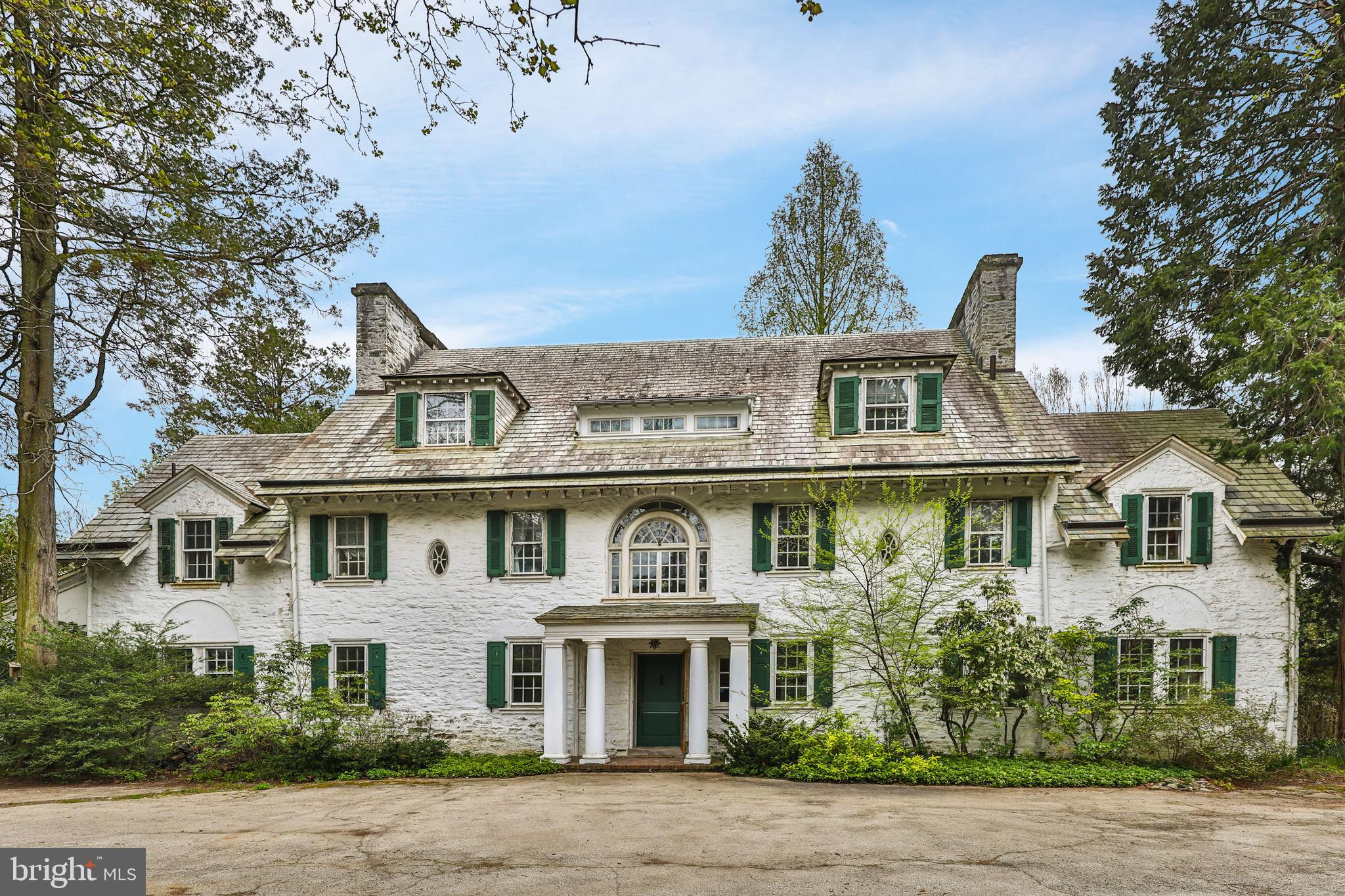 CHESTNUT HILL - Residential