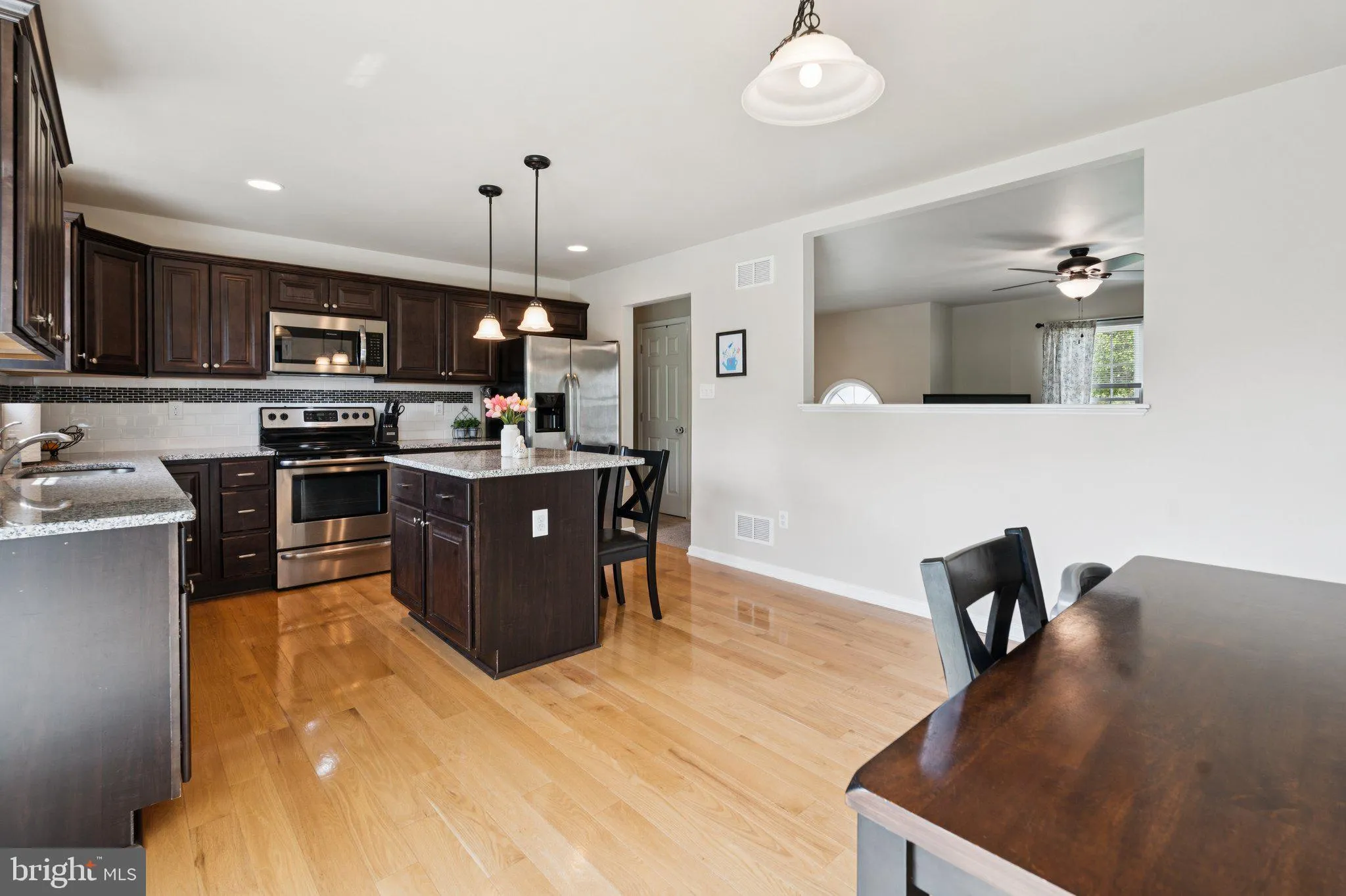 Taneytown, Maryland 21787, United States, 4 Bedrooms Bedrooms, ,3 BathroomsBathrooms,Residential,Active,148099