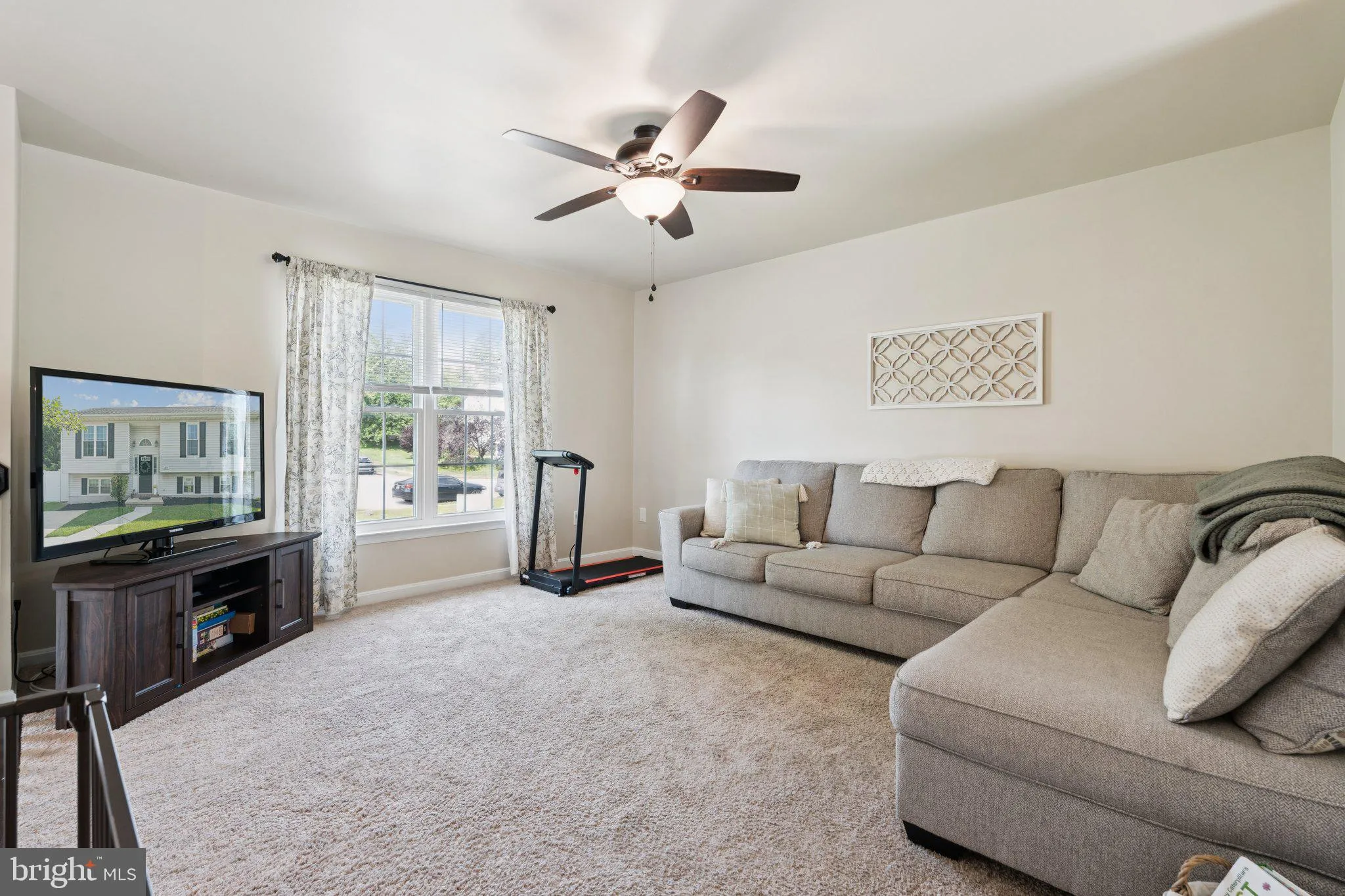 Taneytown, Maryland 21787, United States, 4 Bedrooms Bedrooms, ,3 BathroomsBathrooms,Residential,Active,148099