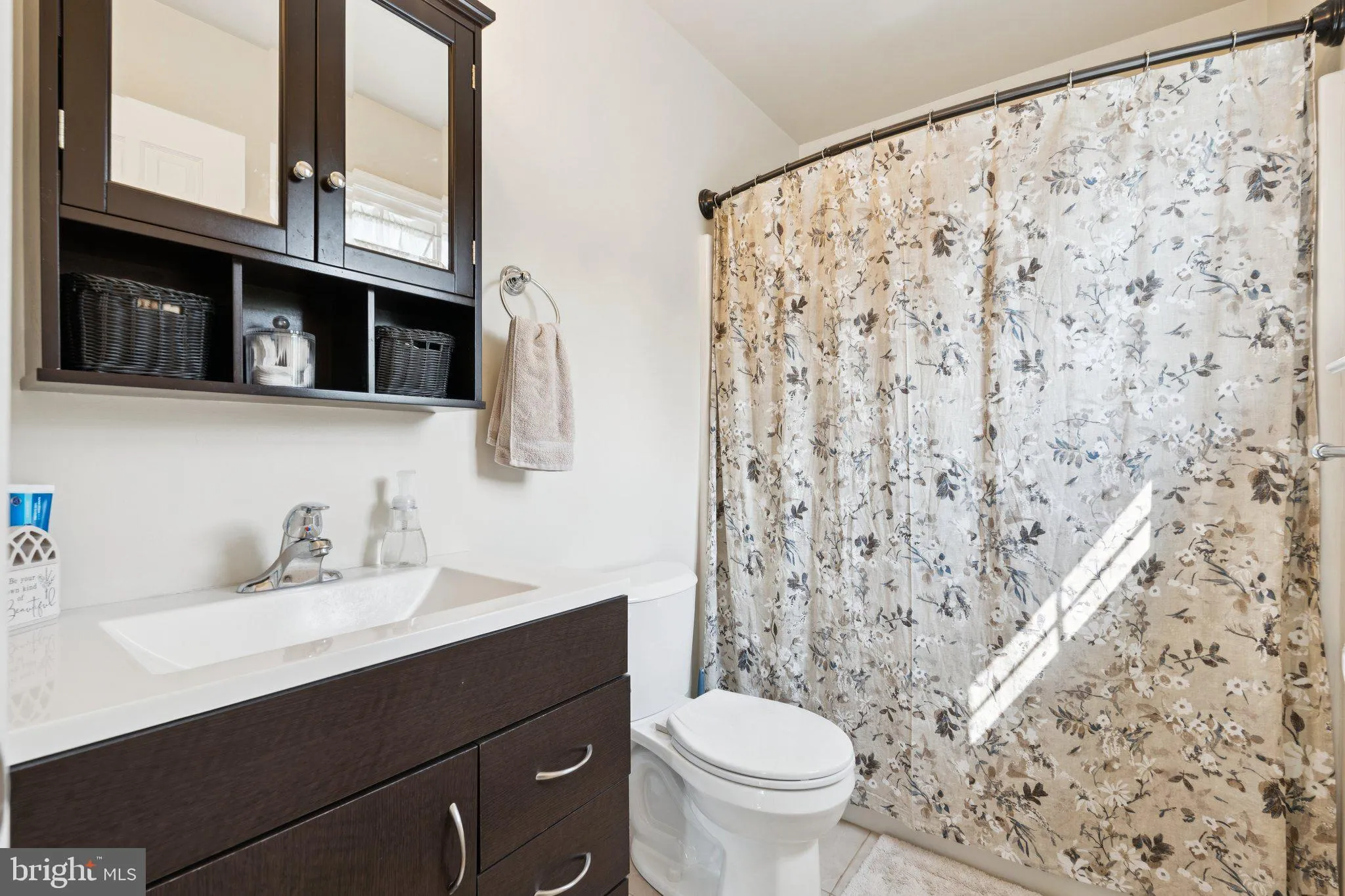 Taneytown, Maryland 21787, United States, 4 Bedrooms Bedrooms, ,3 BathroomsBathrooms,Residential,Active,148099