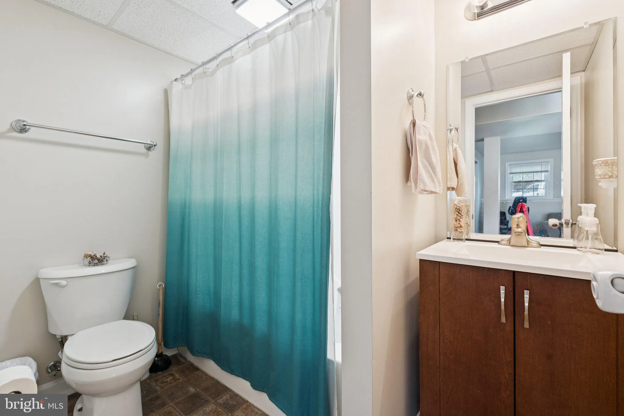 Taneytown, Maryland 21787, United States, 4 Bedrooms Bedrooms, ,3 BathroomsBathrooms,Residential,Active,148099