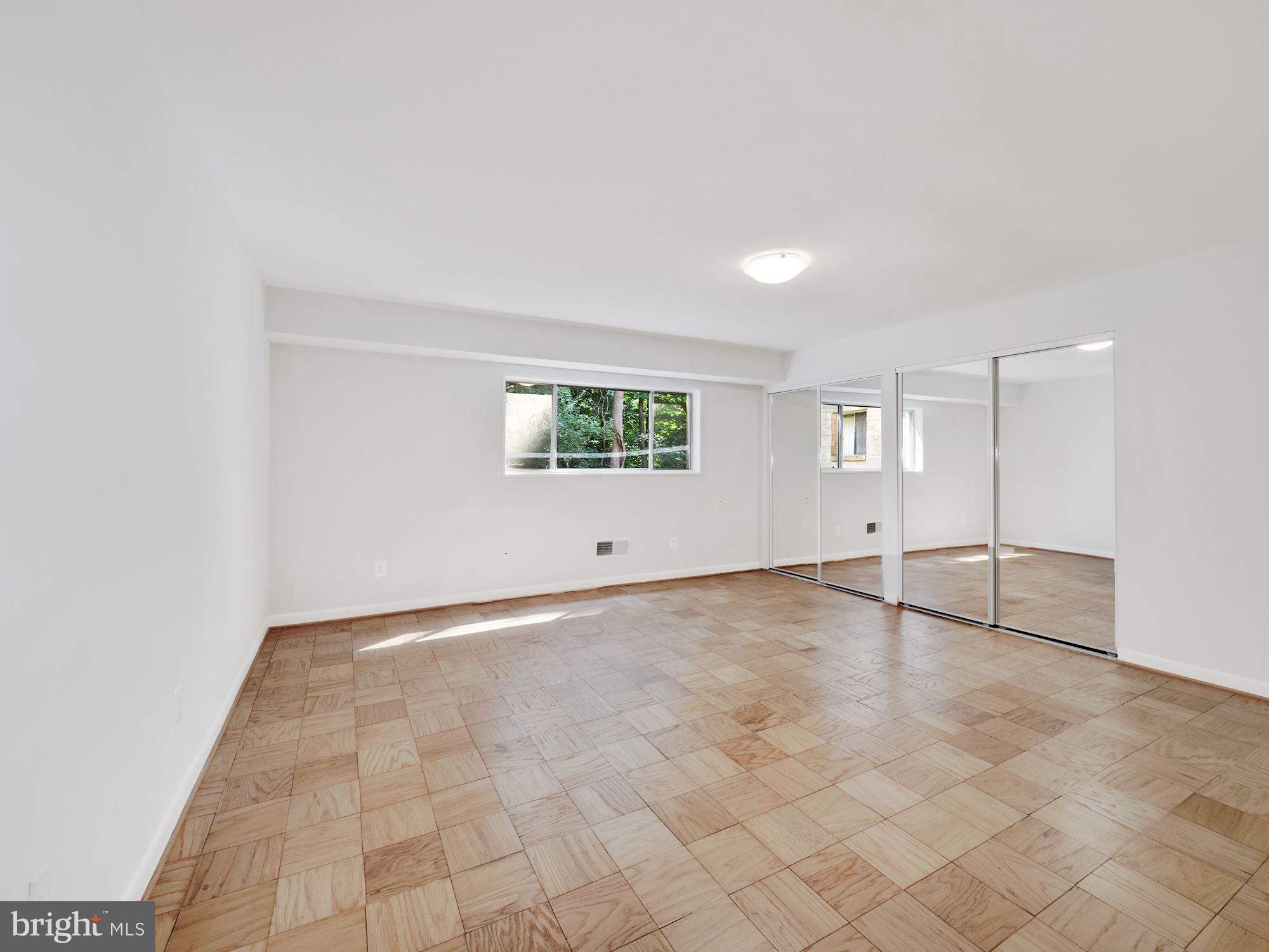 PARKSIDE CONDOMINIUMS - Residential Lease