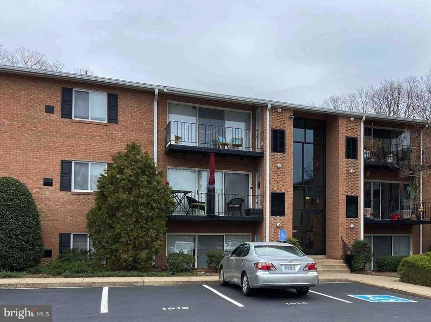 Close to it all, I95 Rt1 Shopping. 2 bed 1 bath condo including Water, Gas, sure to please nice secured access building open airy floor plan Section 8 welcome