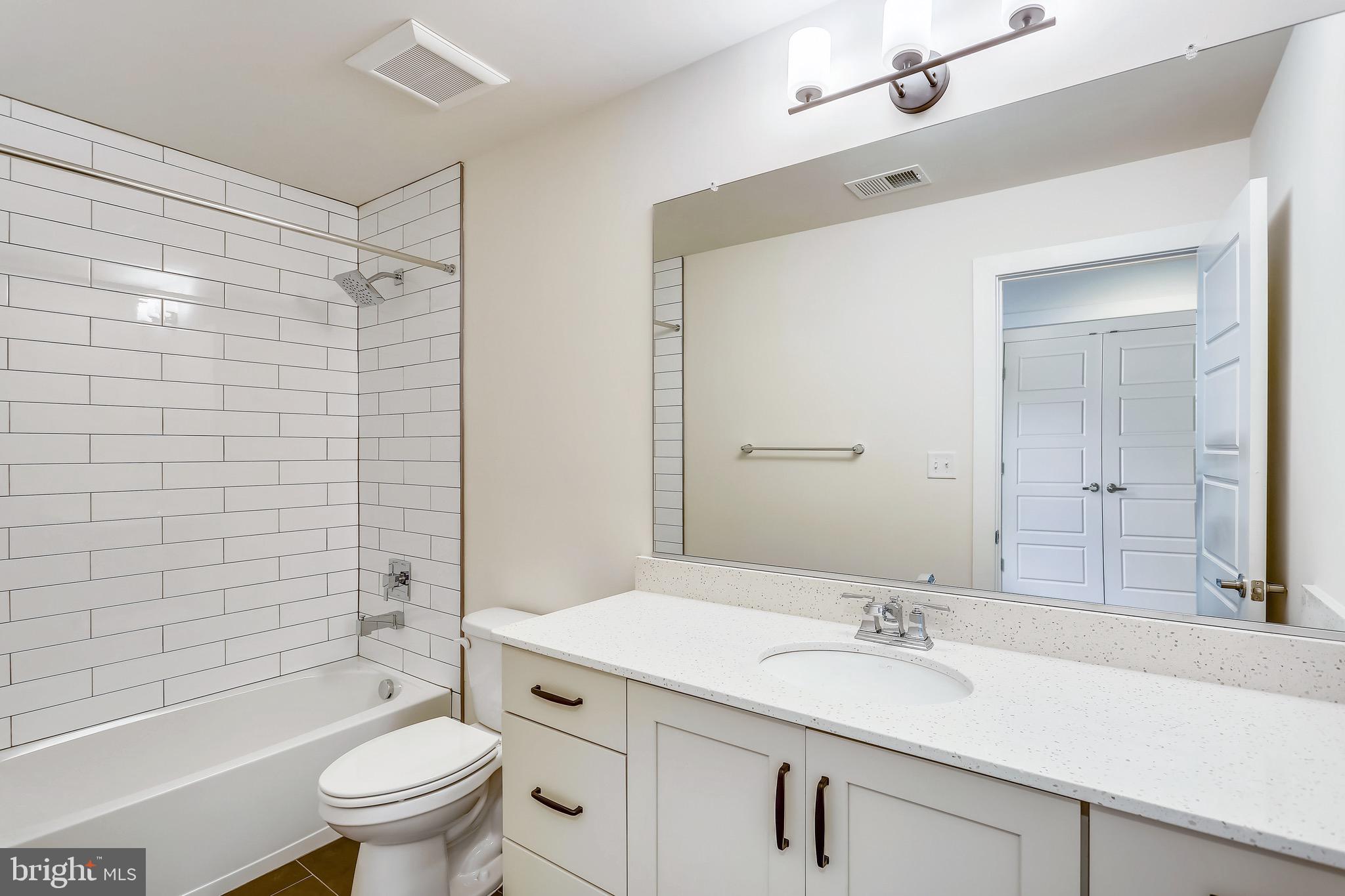 GAITHERSBURG OUTSIDE - Residential