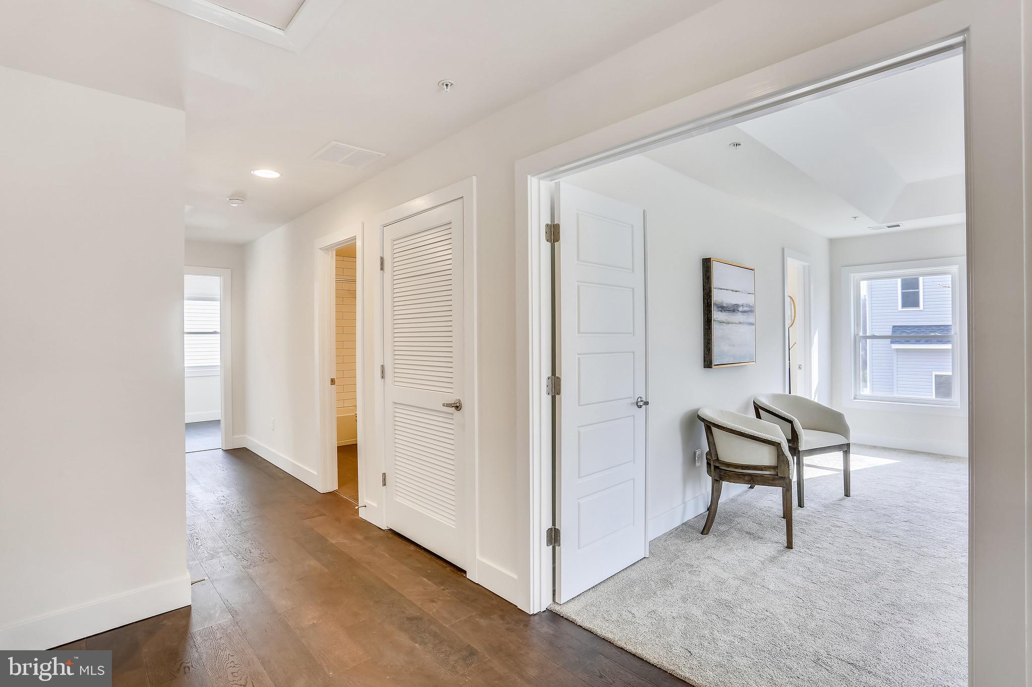 GAITHERSBURG OUTSIDE - Residential