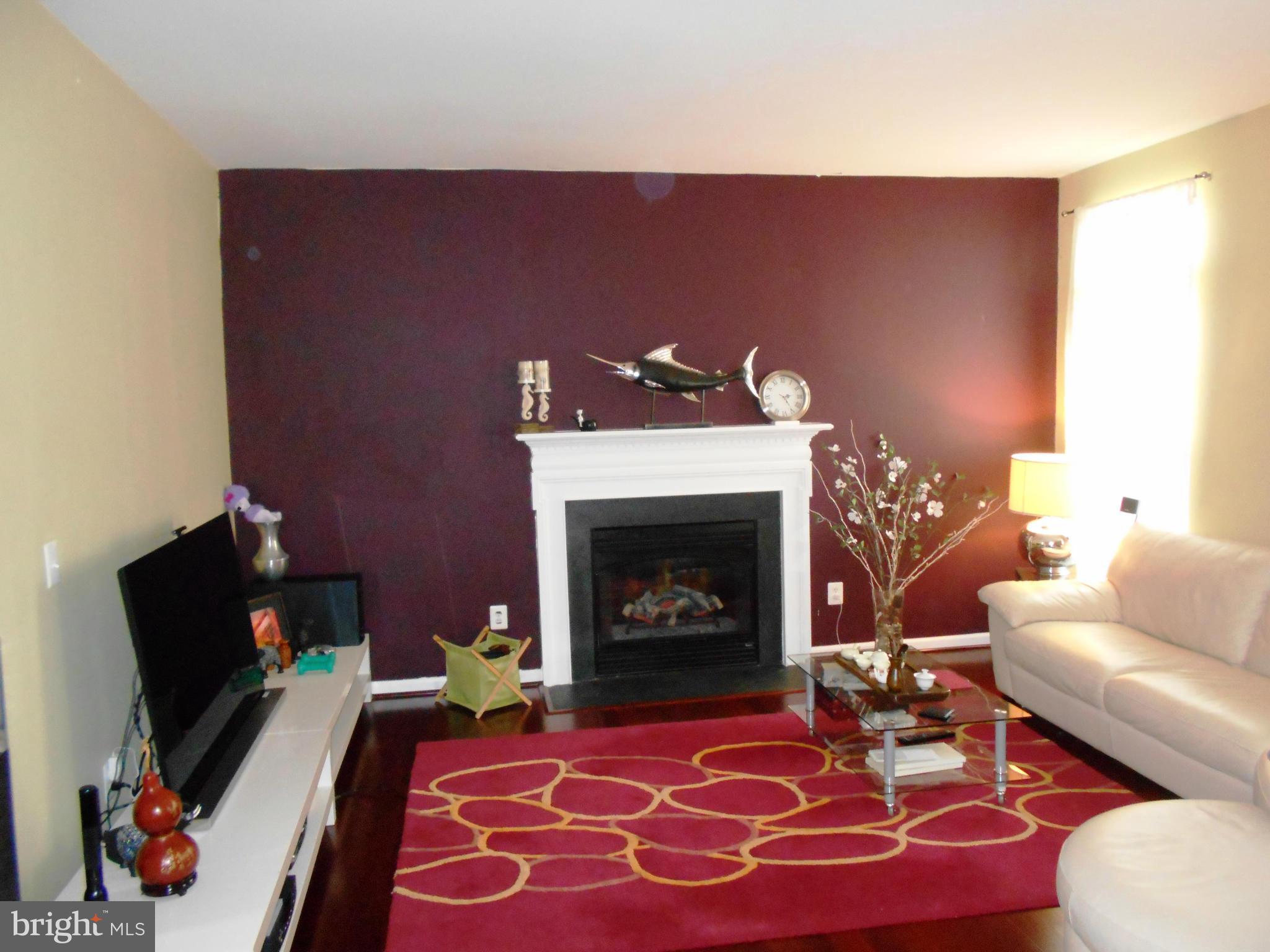 LAKELAND PLACE - Residential