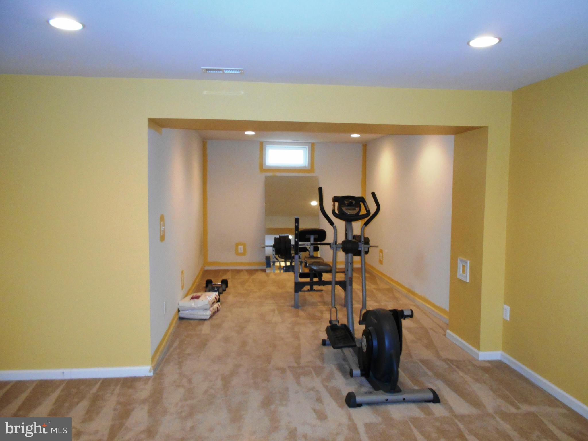 LAKELAND PLACE - Residential