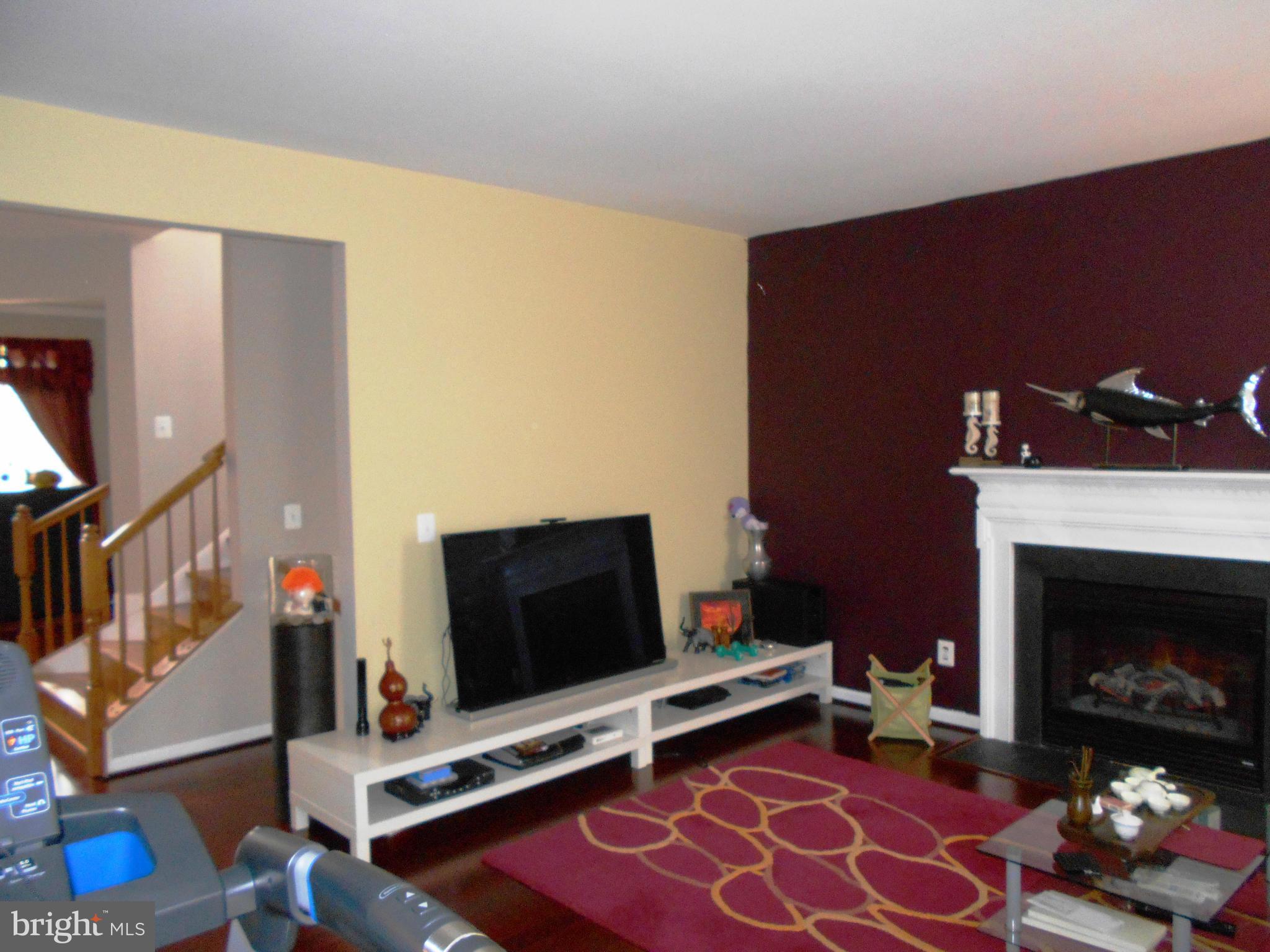 LAKELAND PLACE - Residential