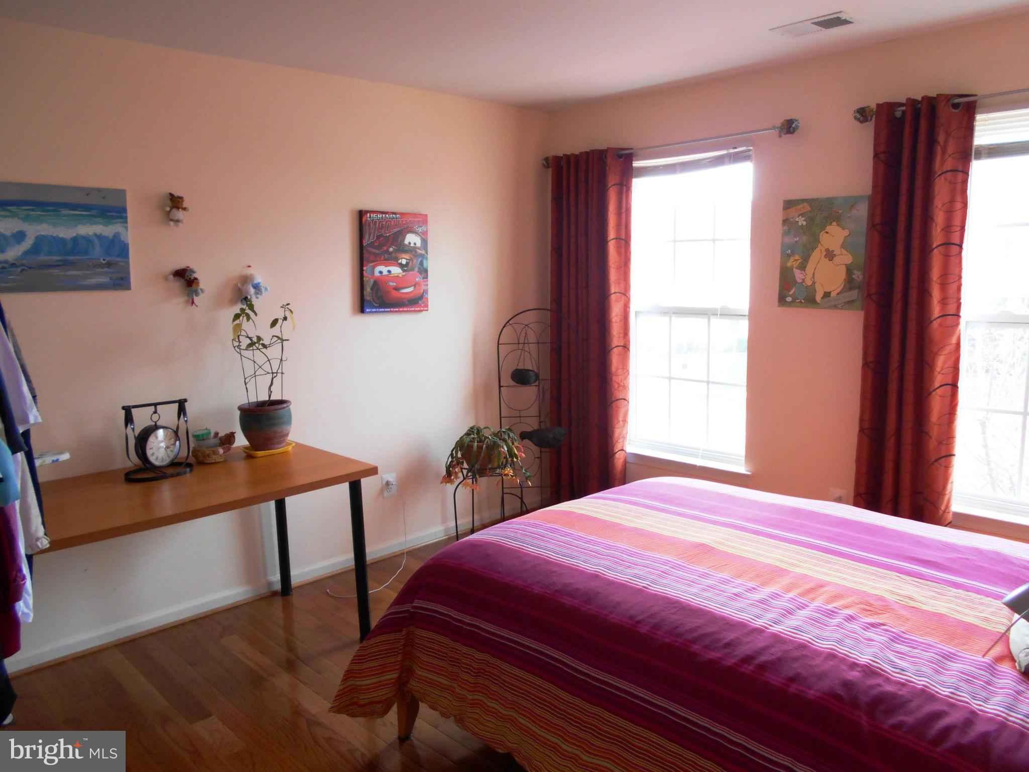 LAKELAND PLACE - Residential