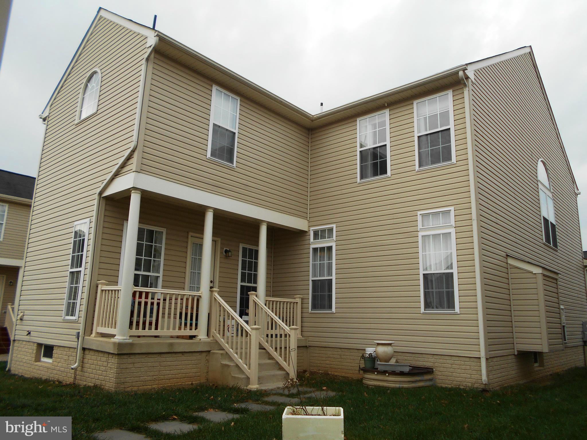 LAKELAND PLACE - Residential