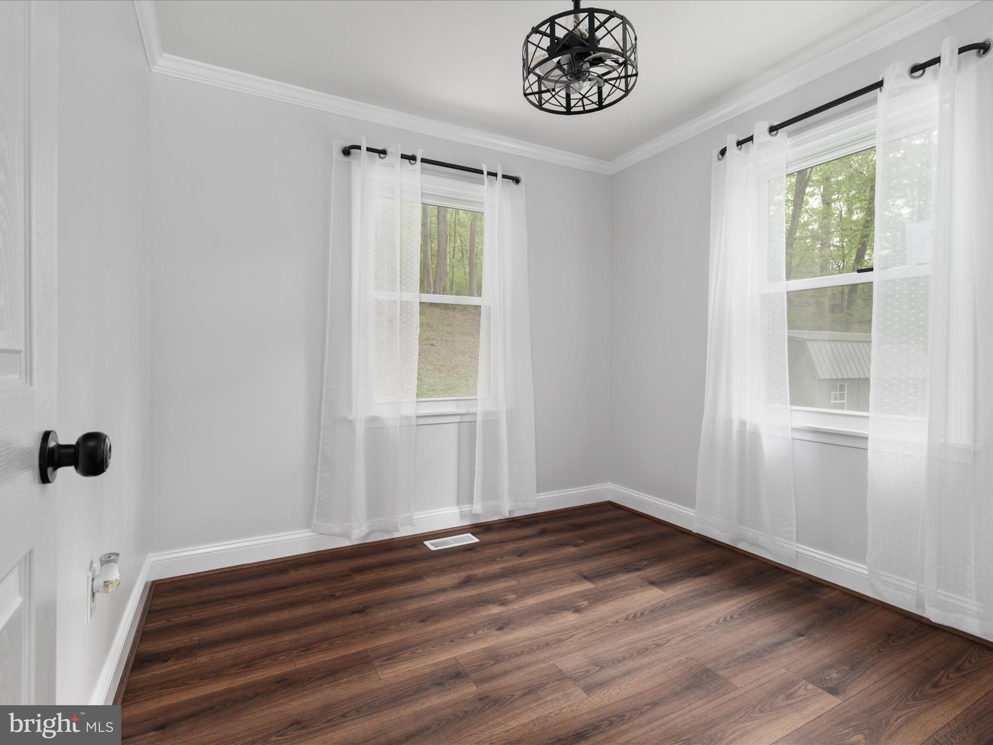 SKYLAND ESTATES - Residential