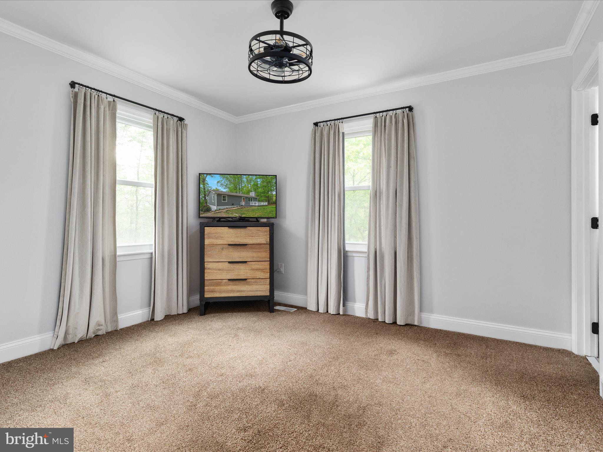 SKYLAND ESTATES - Residential