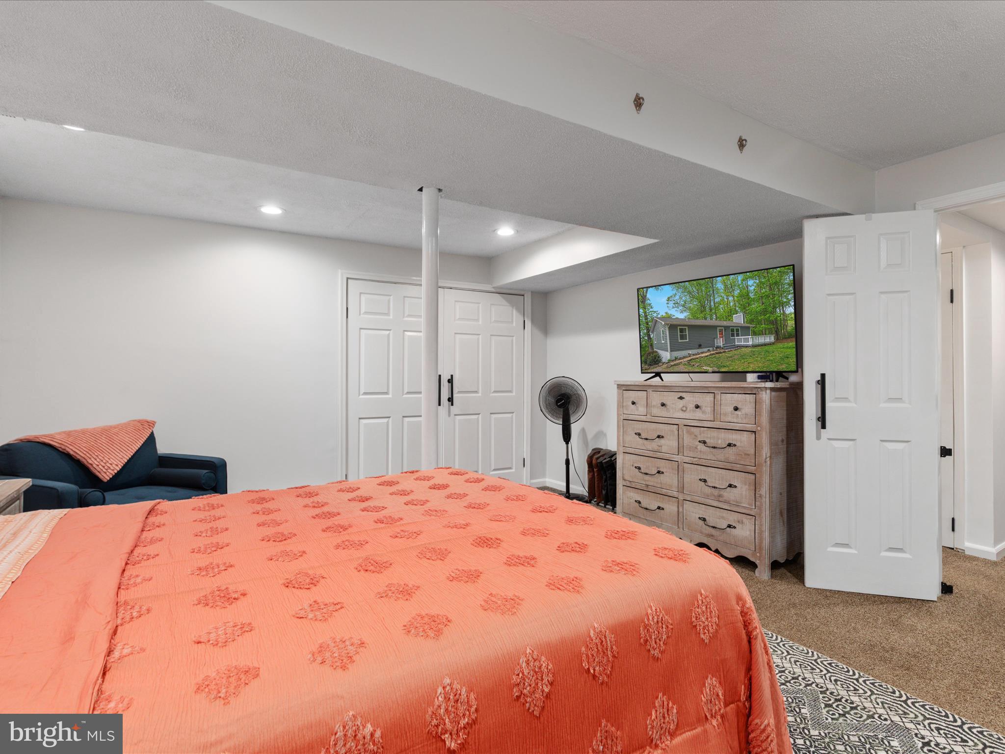 SKYLAND ESTATES - Residential