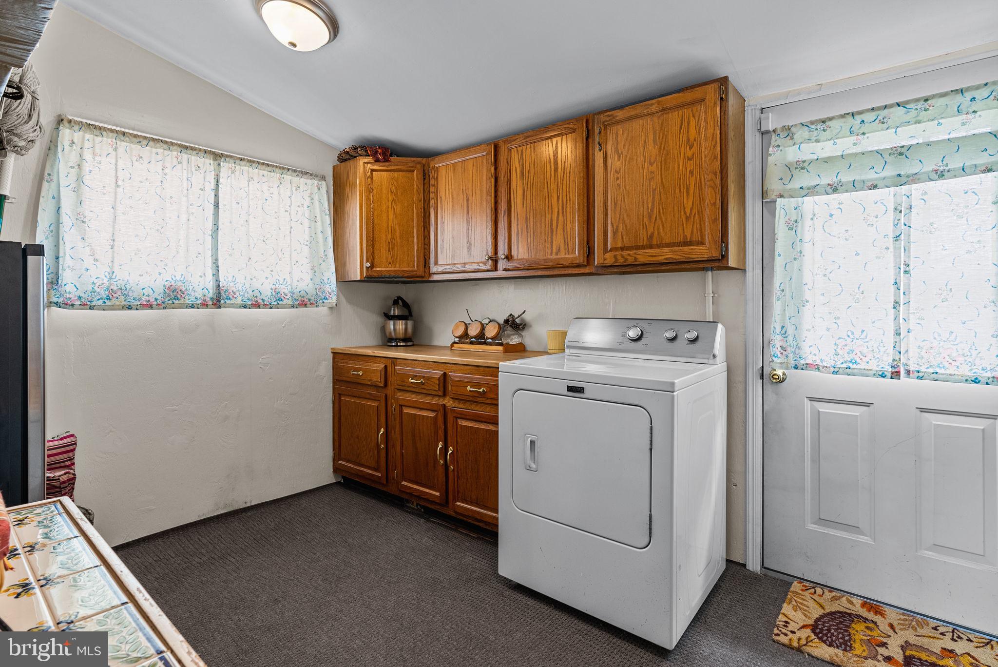 INDIAN CREEK - Residential