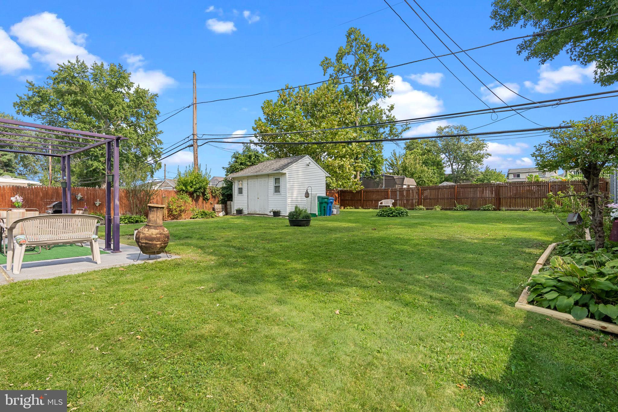 INDIAN CREEK - Residential