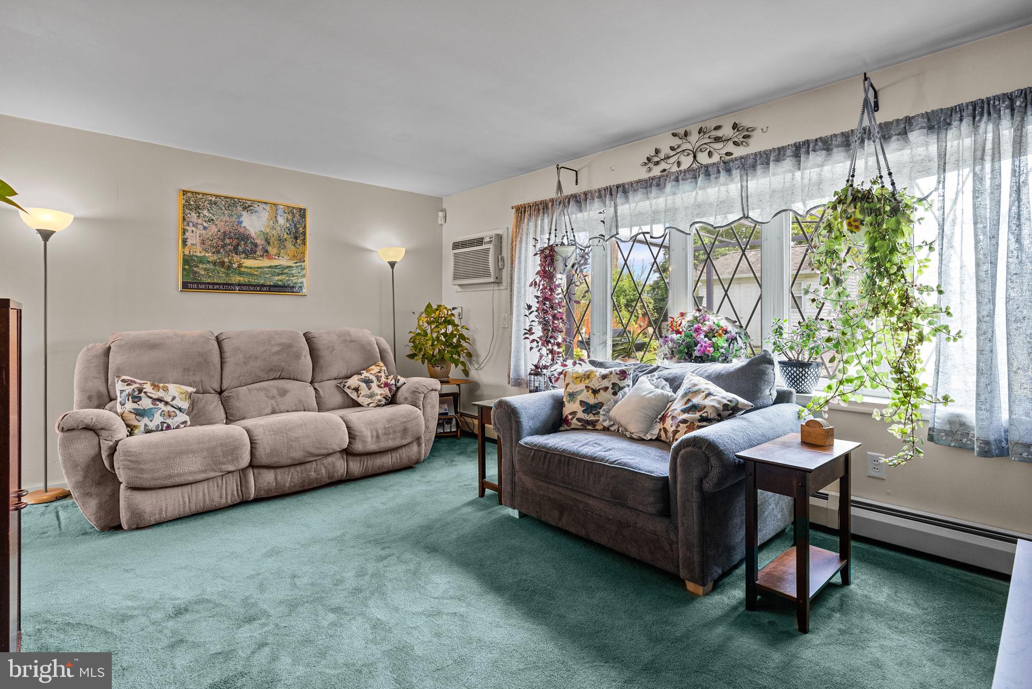 INDIAN CREEK - Residential