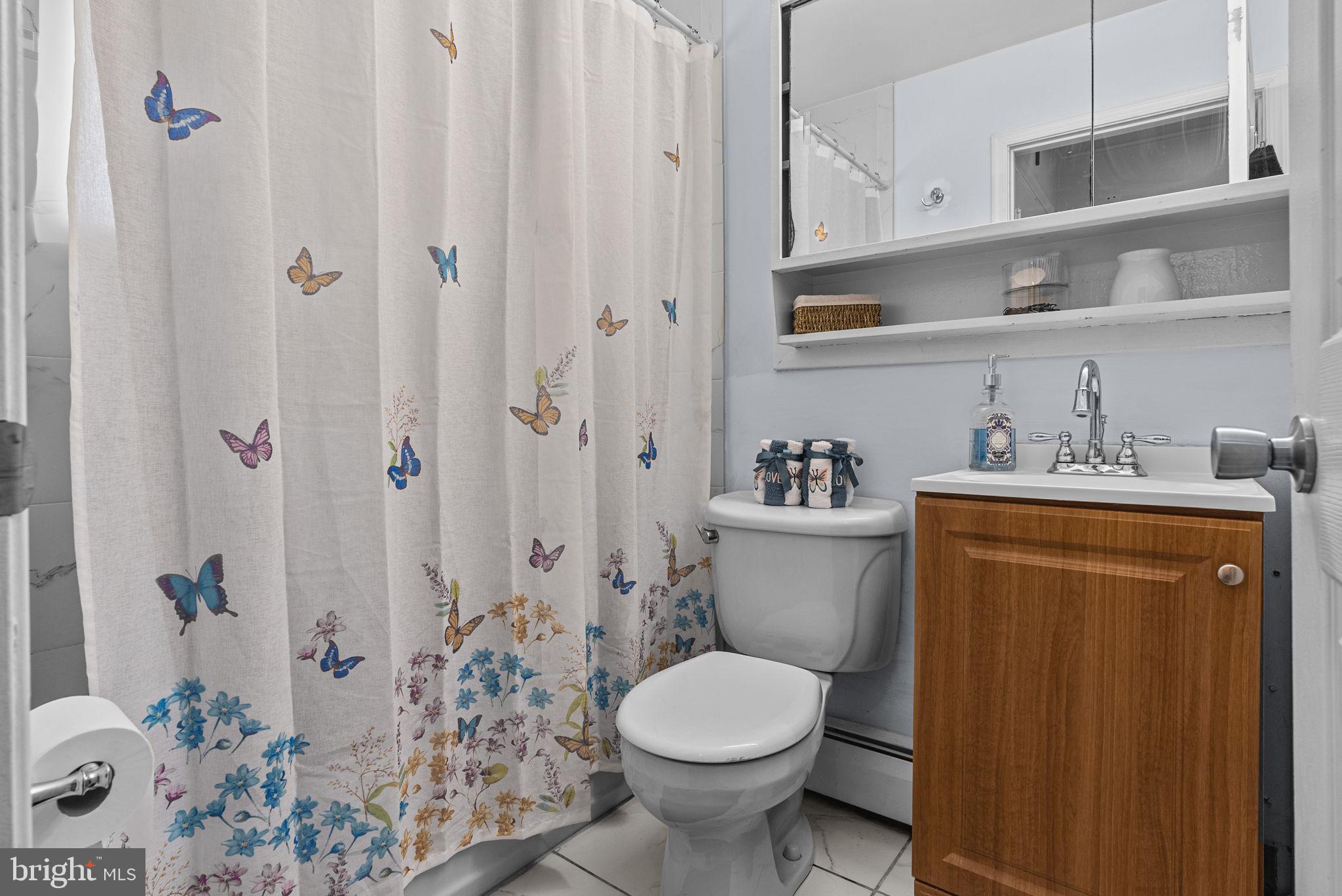 INDIAN CREEK - Residential